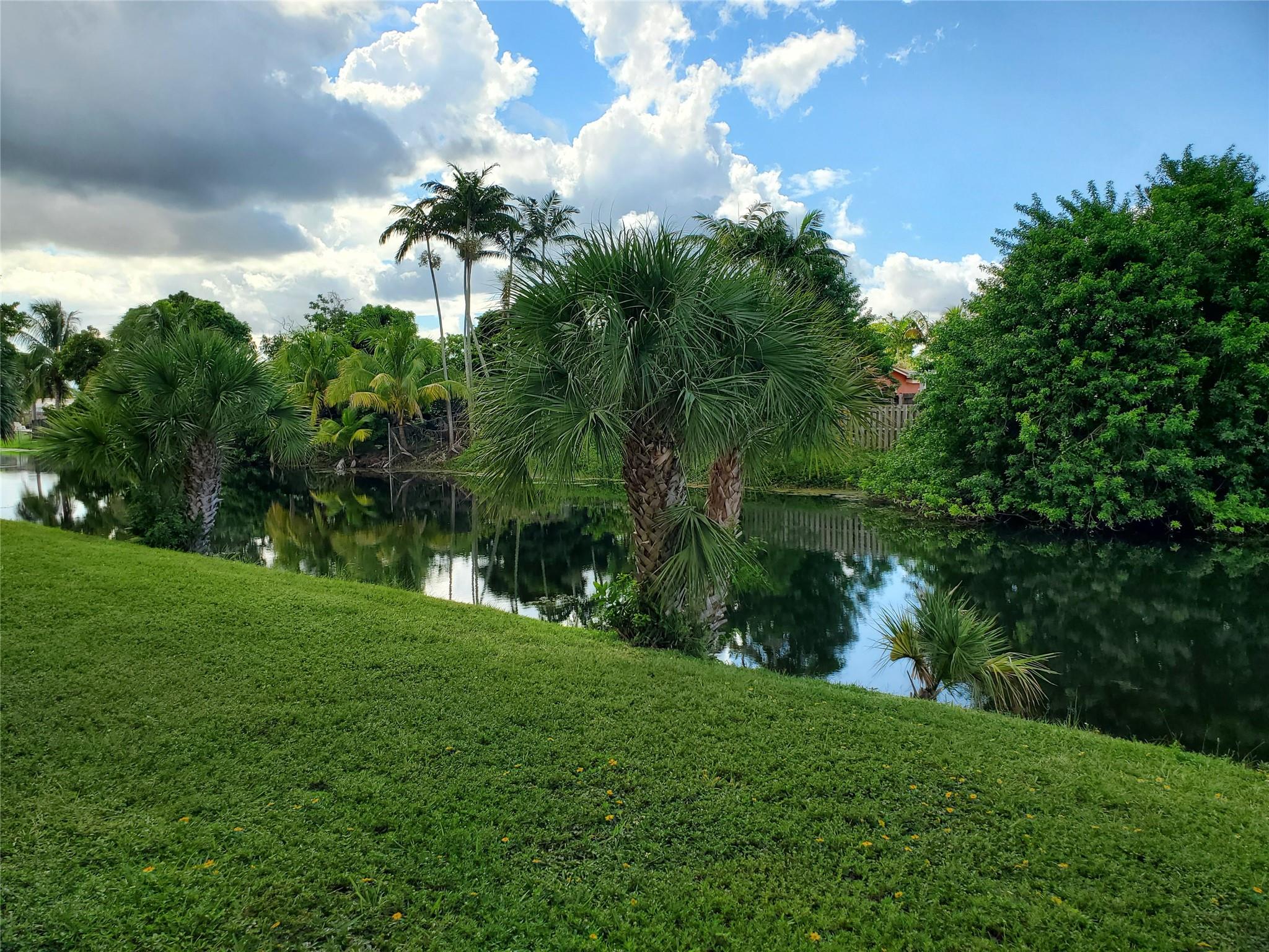 Sunrise Lakes - Residential