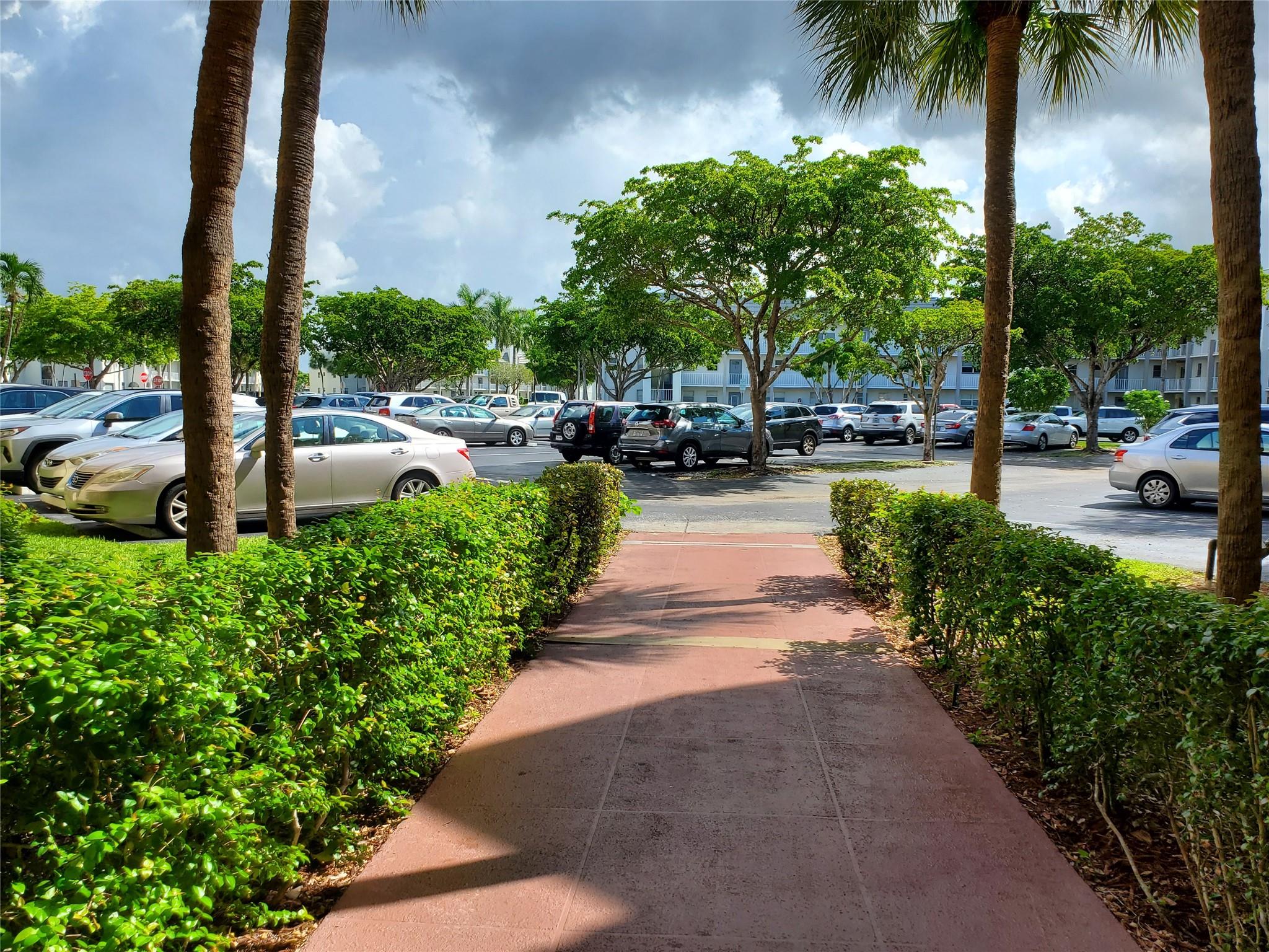Sunrise Lakes - Residential