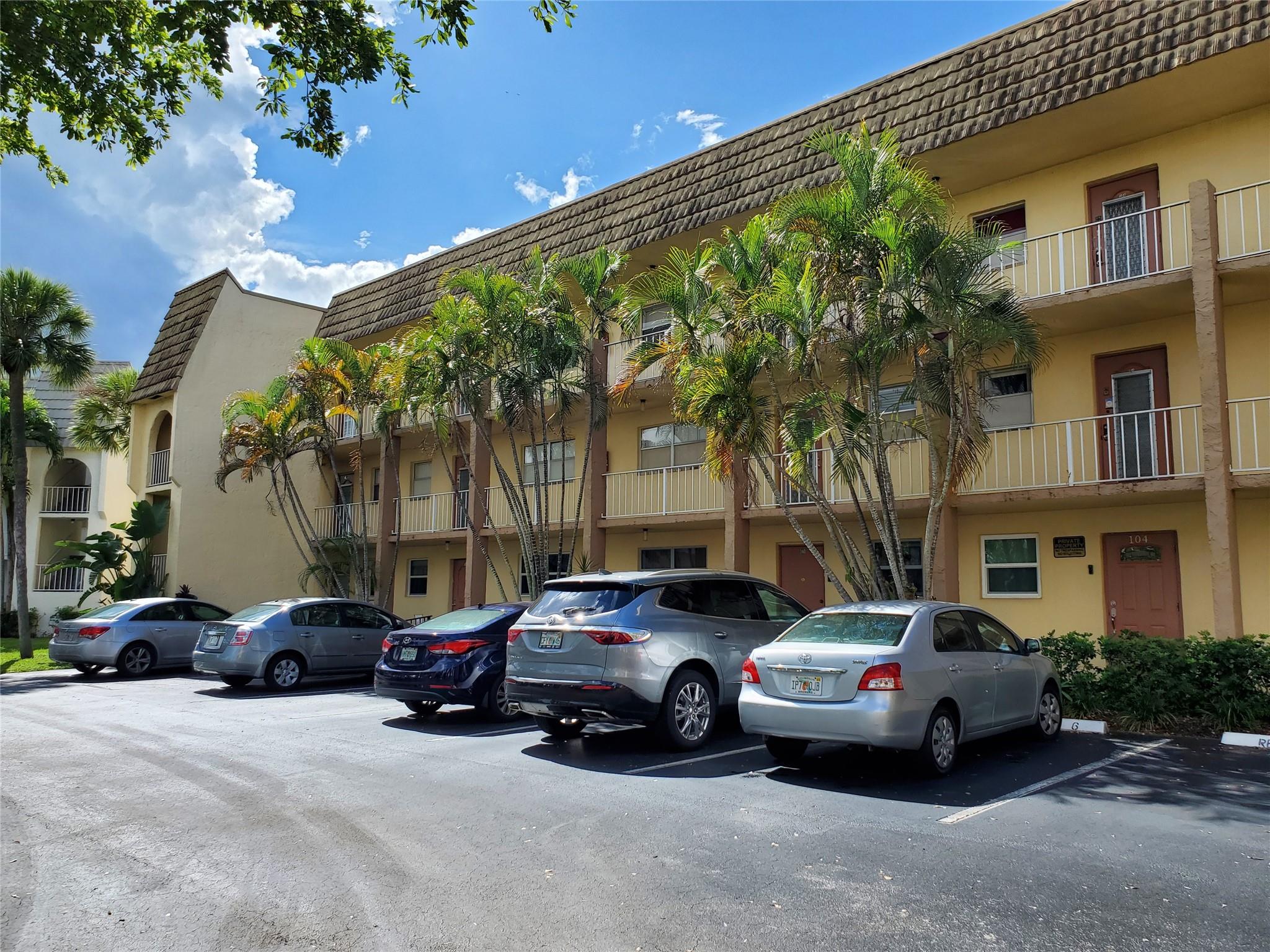 Sunrise Lakes - Residential