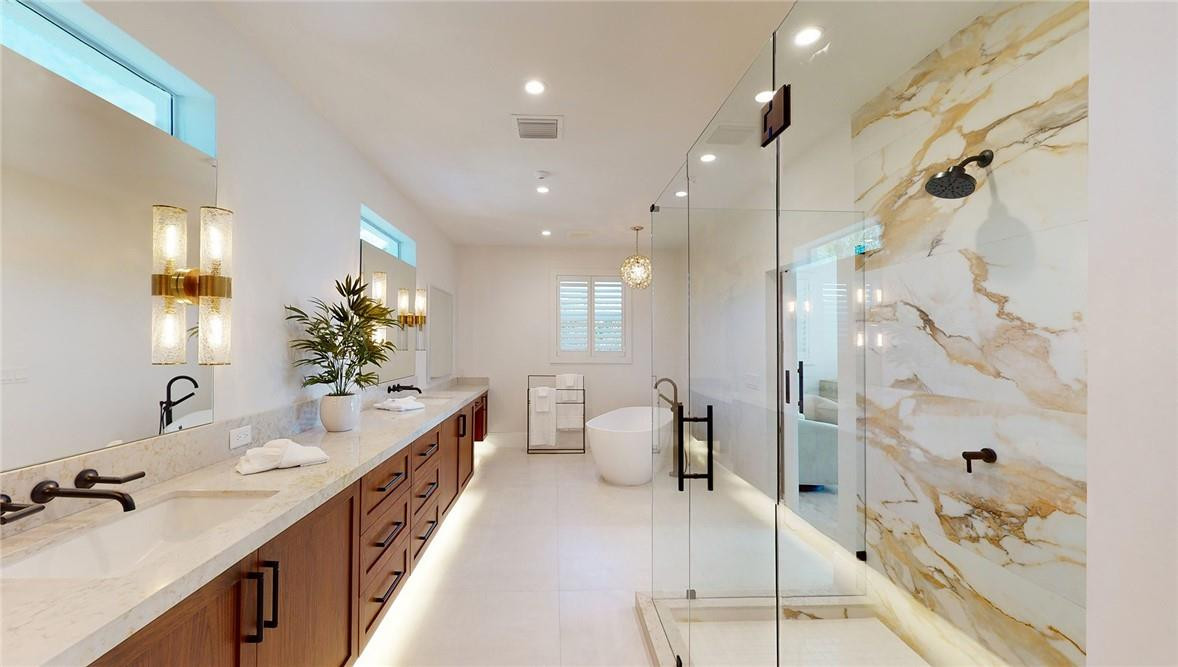SANTA BARBARA SHORES - Residential