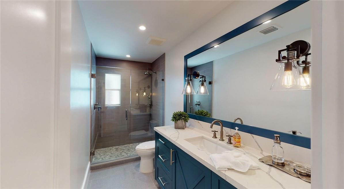 SANTA BARBARA SHORES - Residential