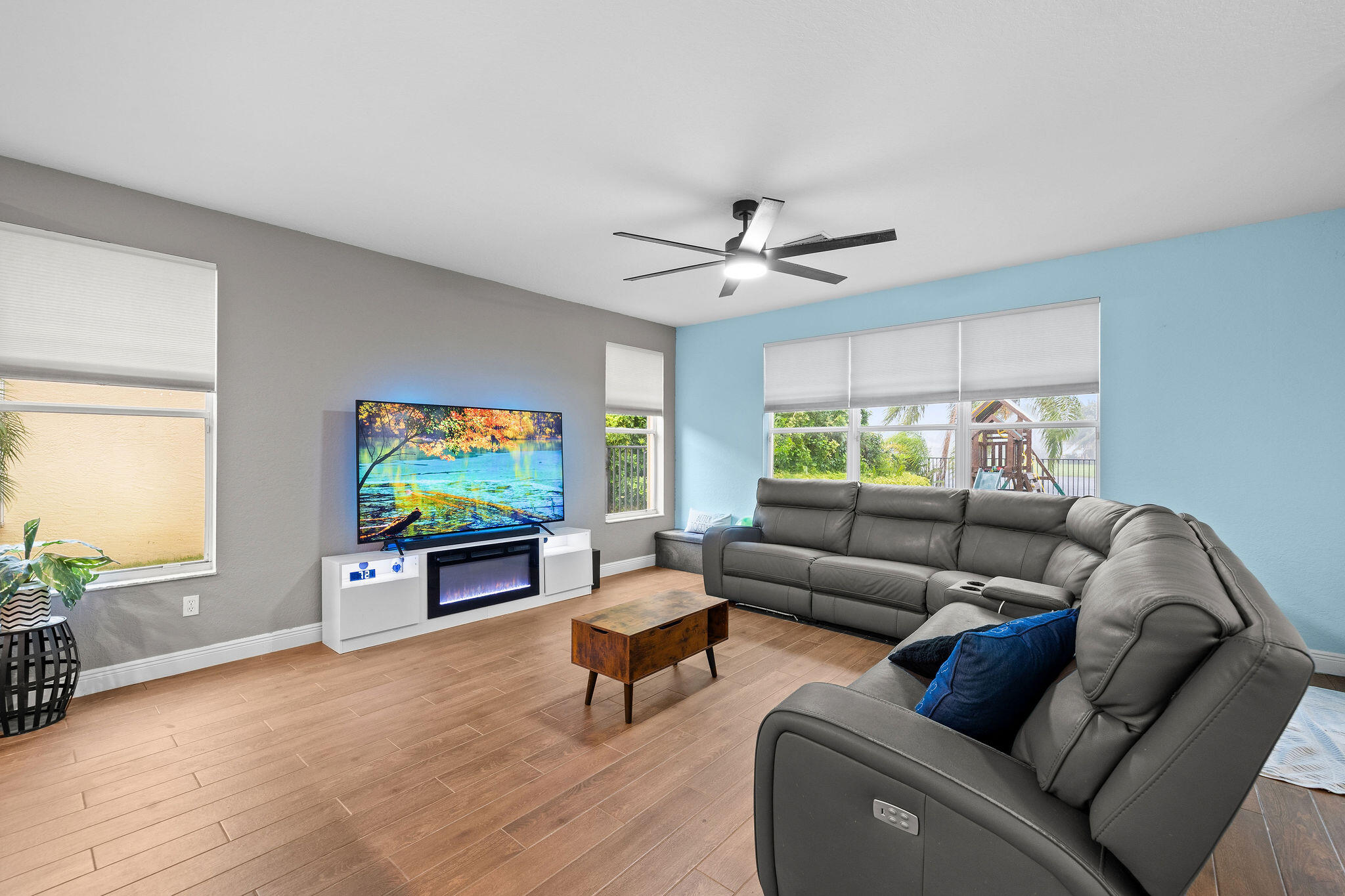 FALCON TRACE PLAT FOUR - Residential