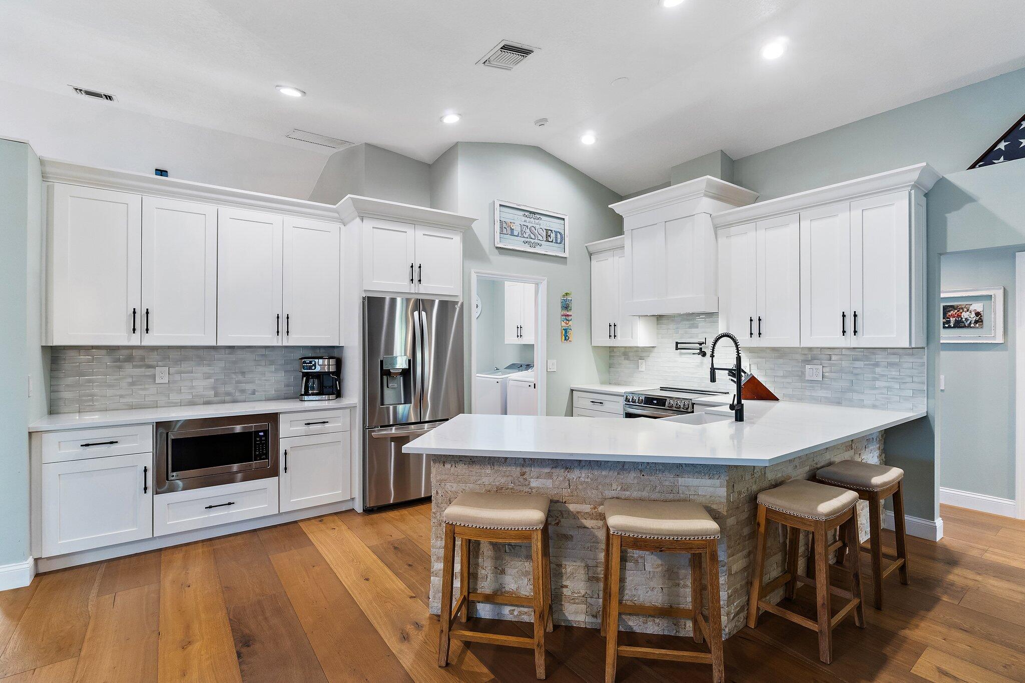 RIVER LANDING - Residential