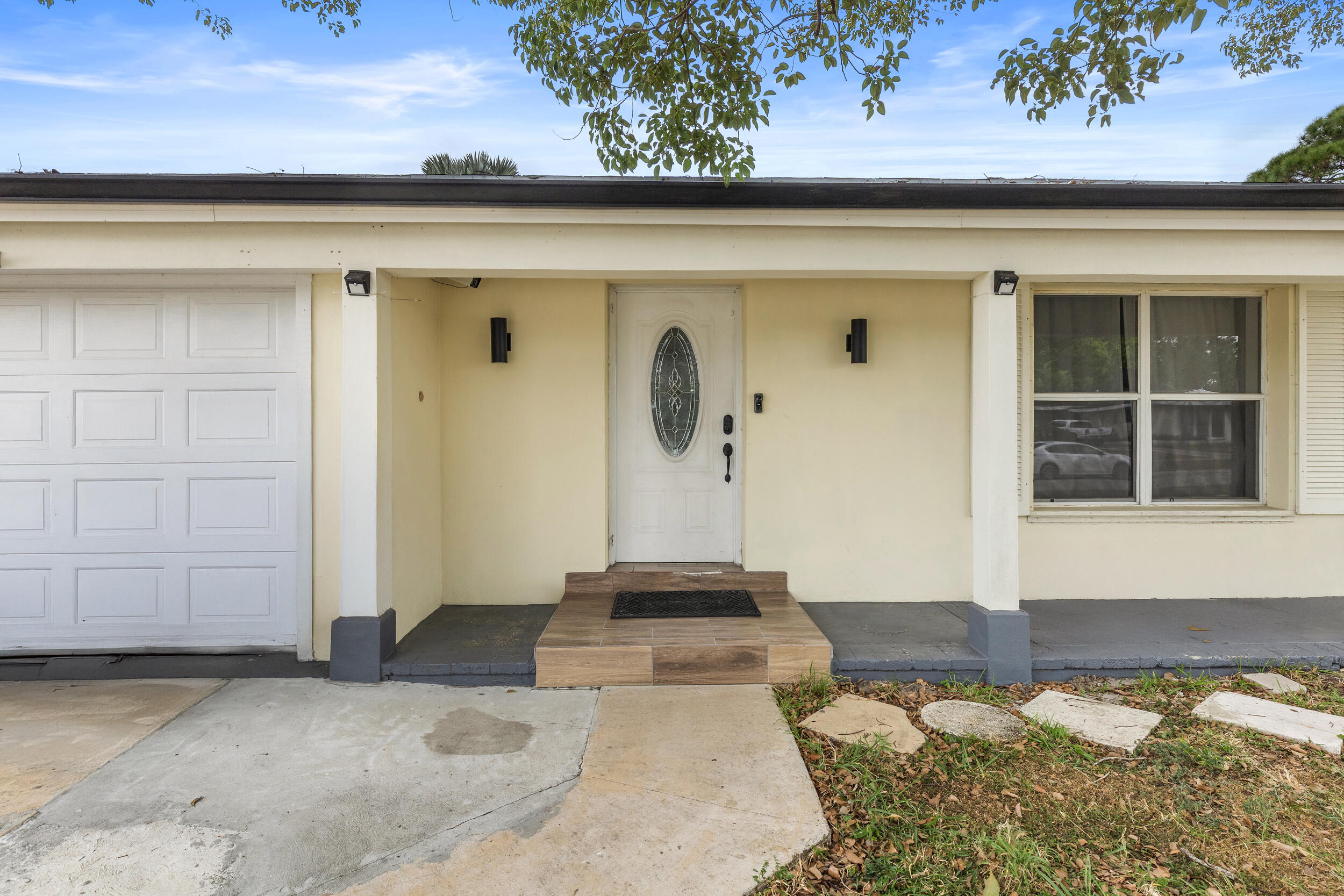 Opportunity awaits in this well-located 2-bedroom, 1-bath home in Port St. Lucie, close to shopping, beautiful beaches, top hospitals, and the exciting new Grove at The Port District—featuring upcoming restaurants, rooftop dining, and entertainment near Pioneer Park. With a solid layout and exceptional potential to add bedrooms and bathrooms, this home offers the perfect canvas to customize and grow over time. A true first-time homebuyer's dream, it's also ideal for investors or buyers with vision looking to maximize value. Located in a growing, high-demand area, this property invites all types of buyers to create something special and make it their own.
