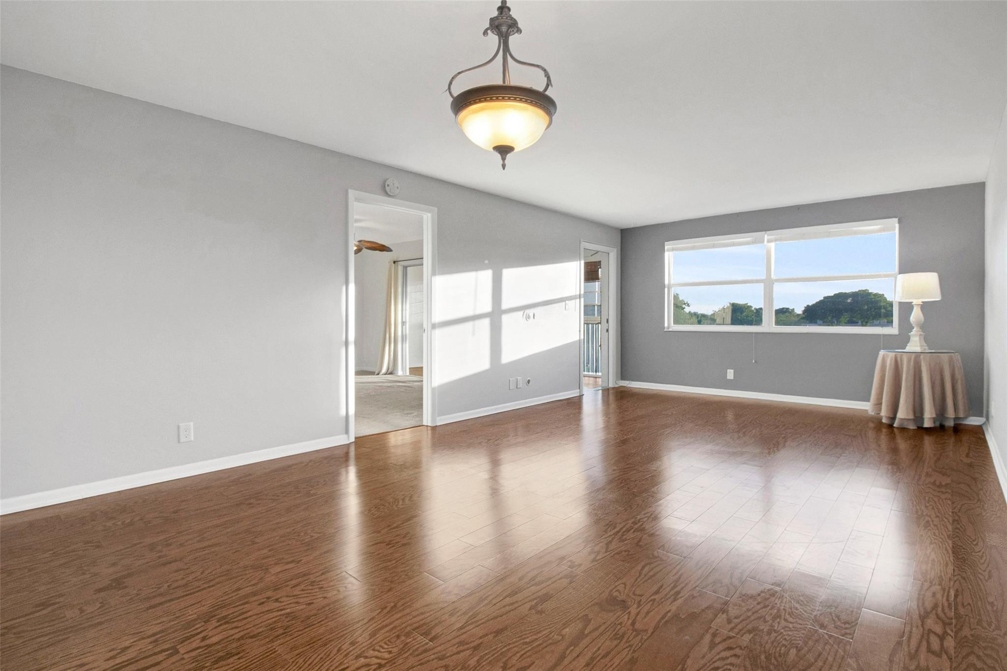 Royal Park Gardens III - Residential Lease