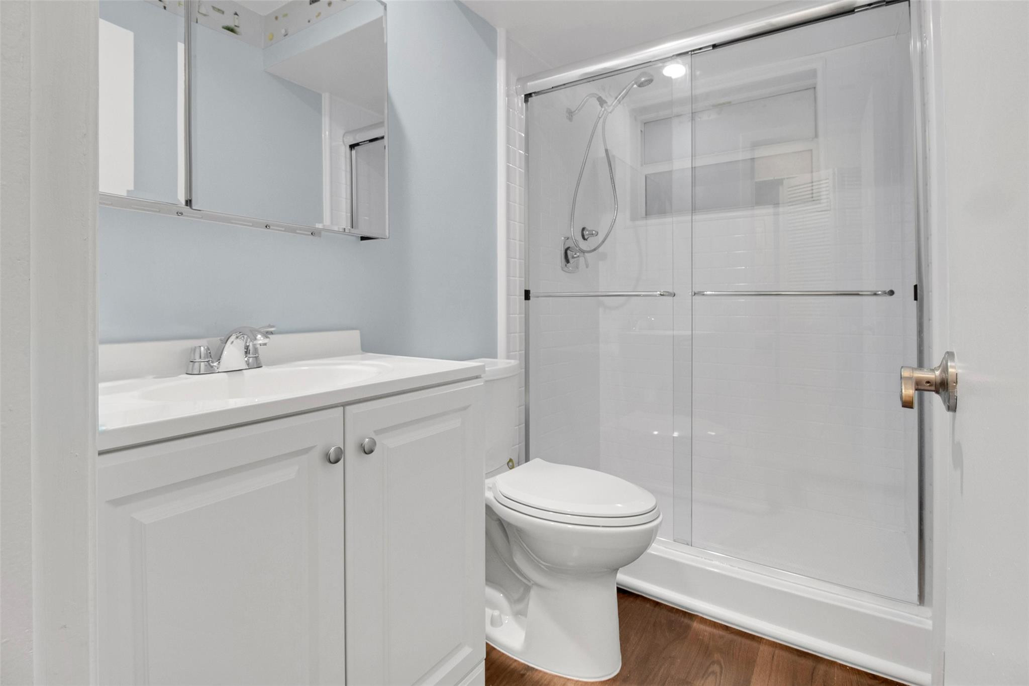 Royal Park Gardens III - Residential Lease