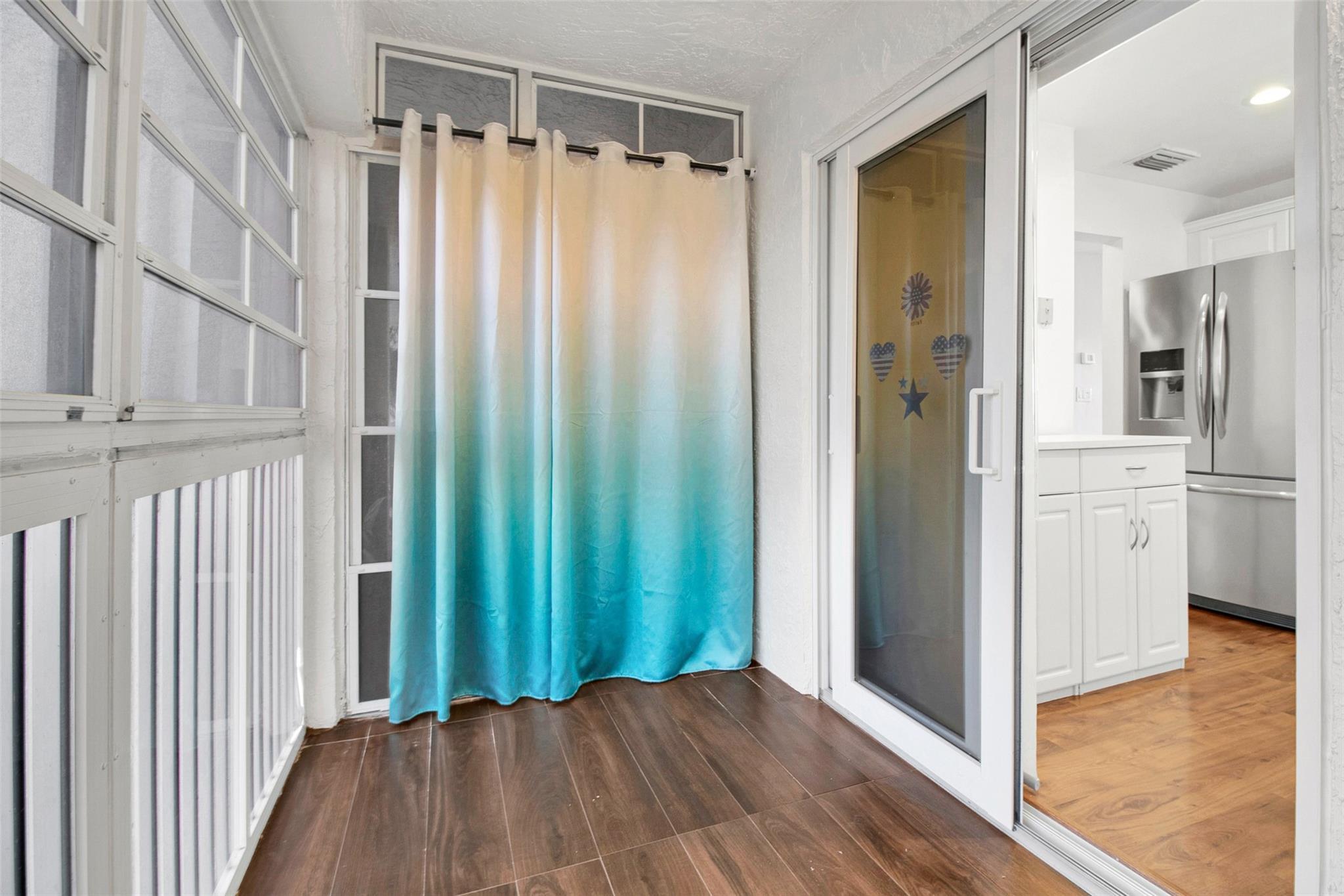 Royal Park Gardens III - Residential Lease