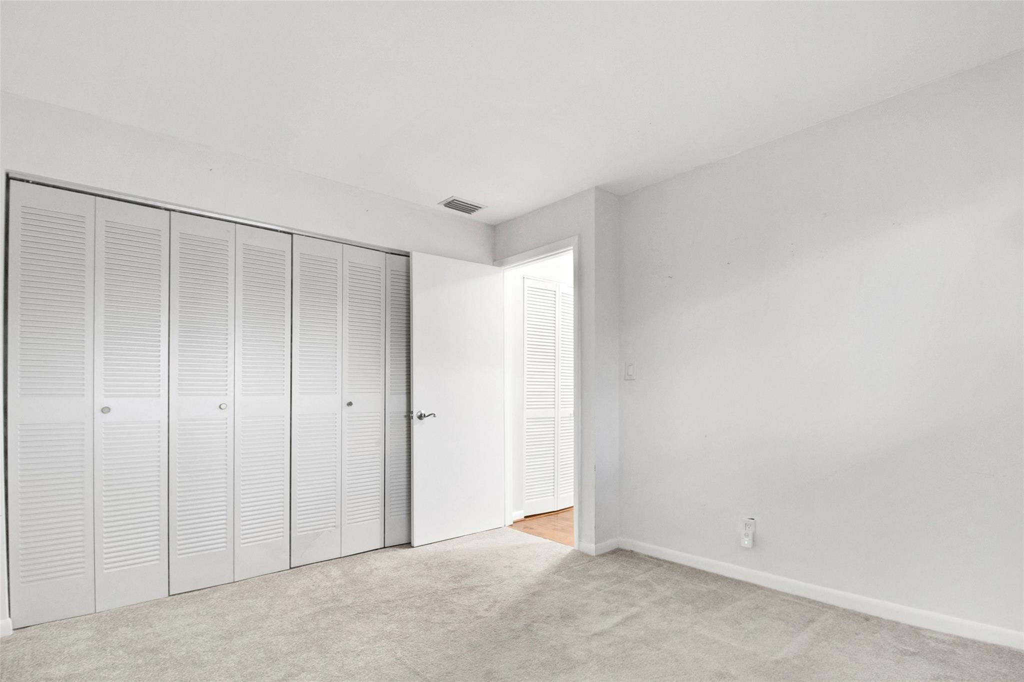 Royal Park Gardens III - Residential Lease