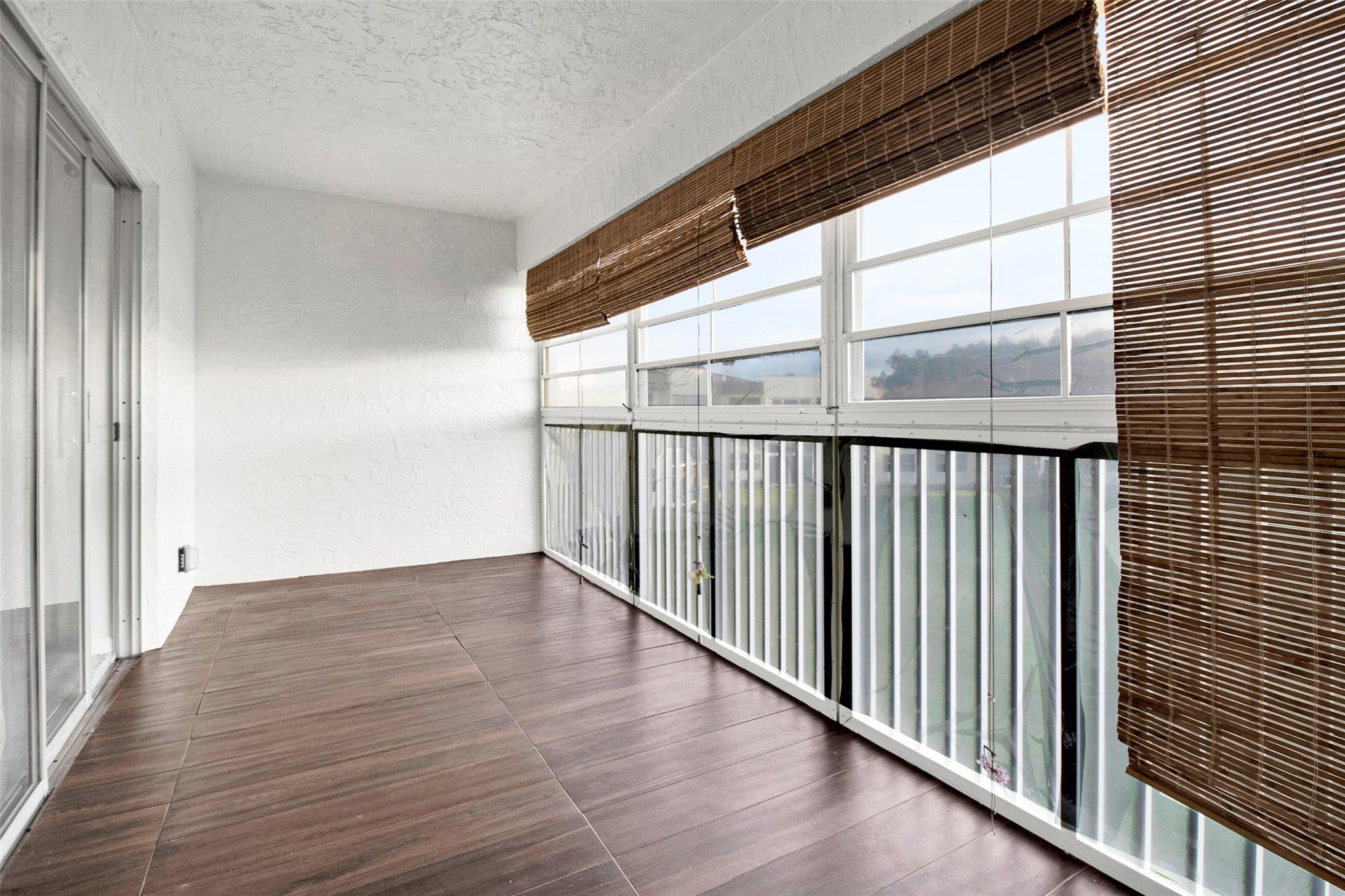 Royal Park Gardens III - Residential Lease