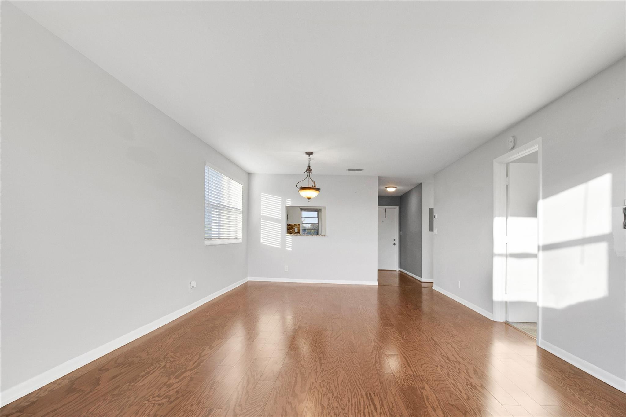 Royal Park Gardens III - Residential Lease