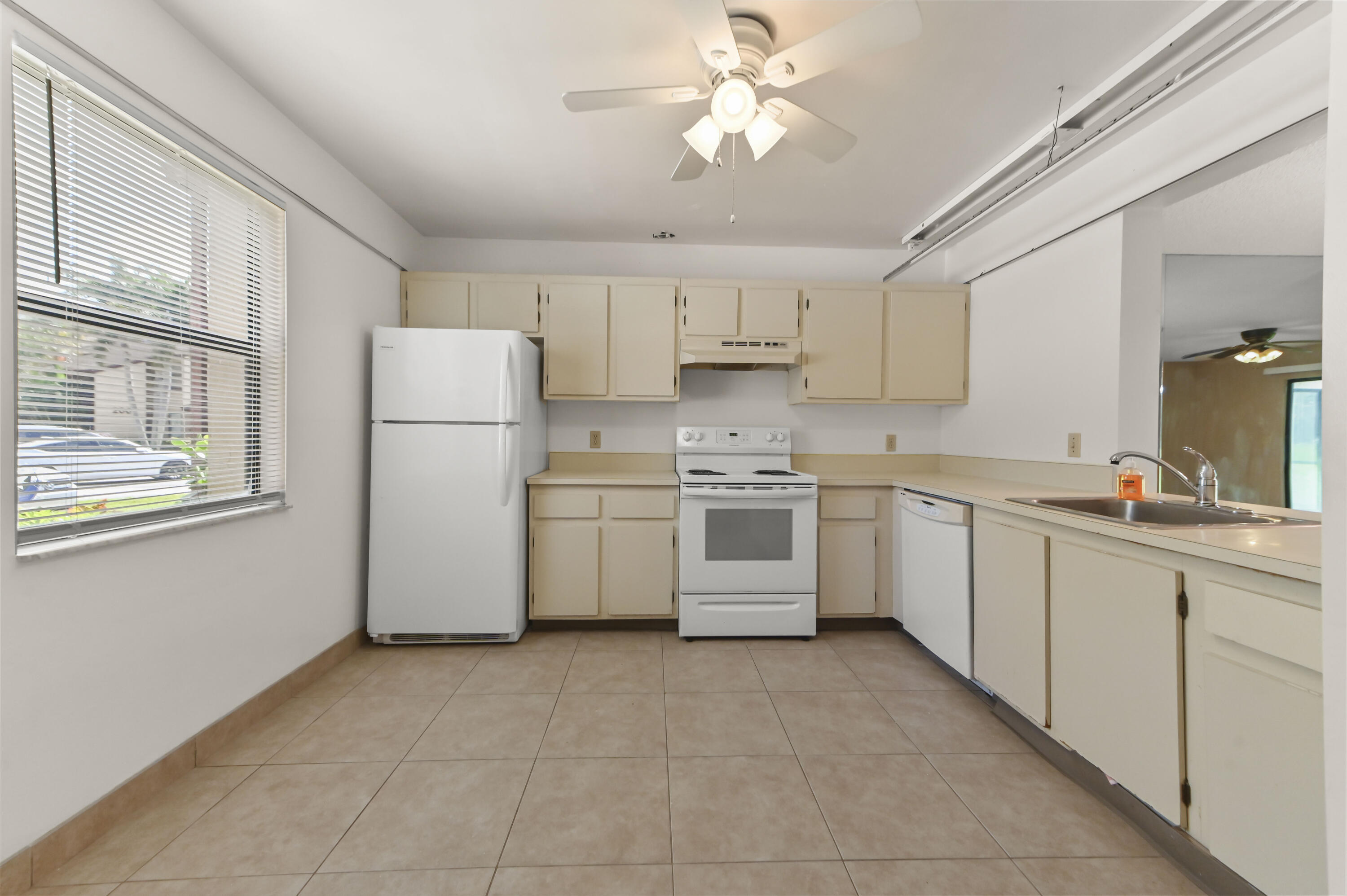 TRAILS AT ROYAL PALM BEACH - Residential
