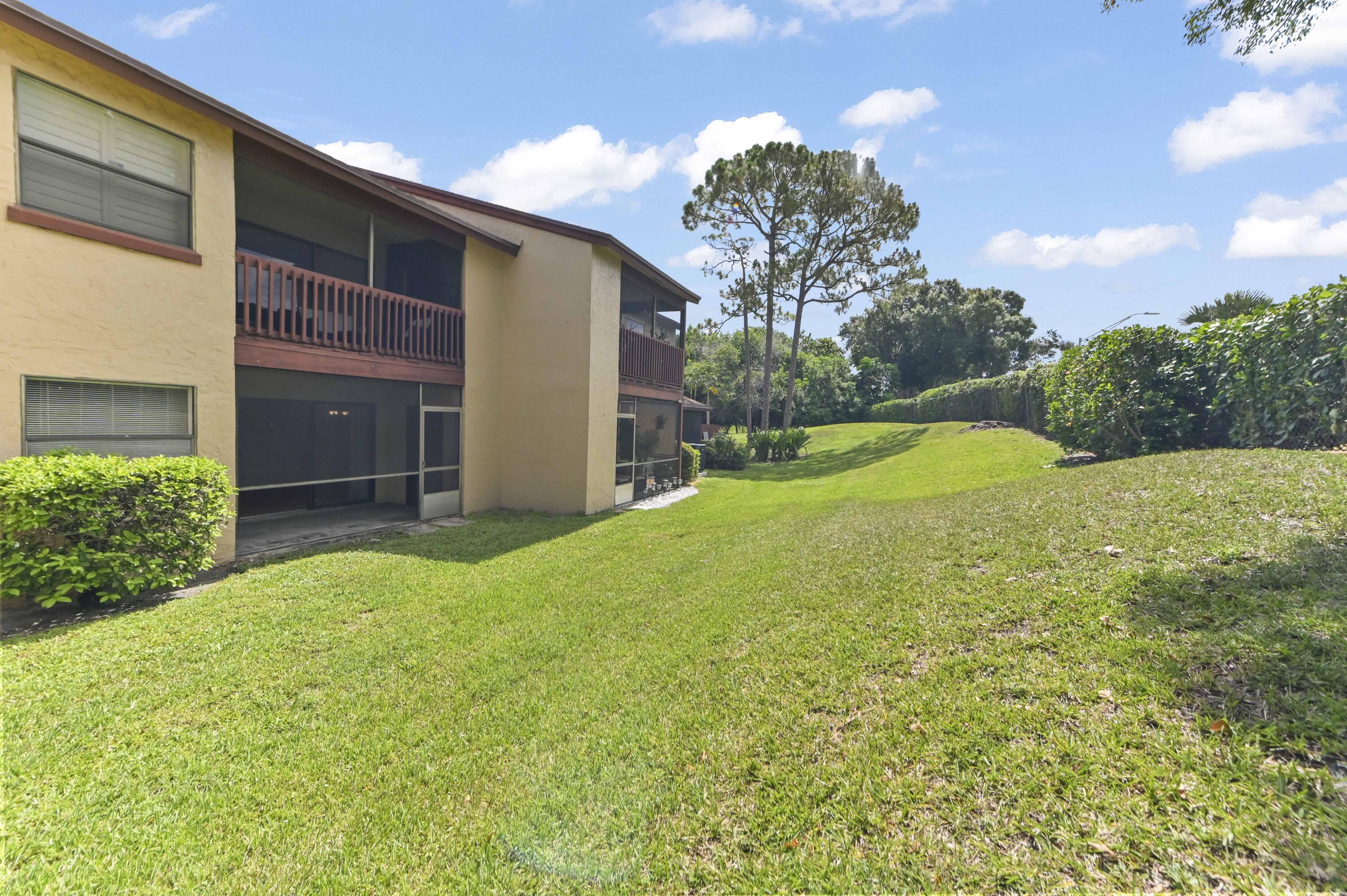 TRAILS AT ROYAL PALM BEACH - Residential