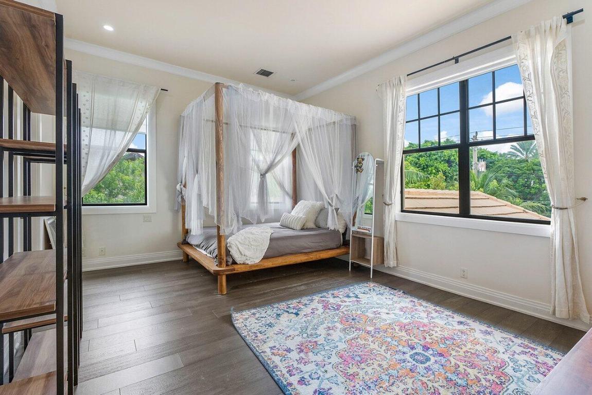 SEAGATE EXT - Residential
