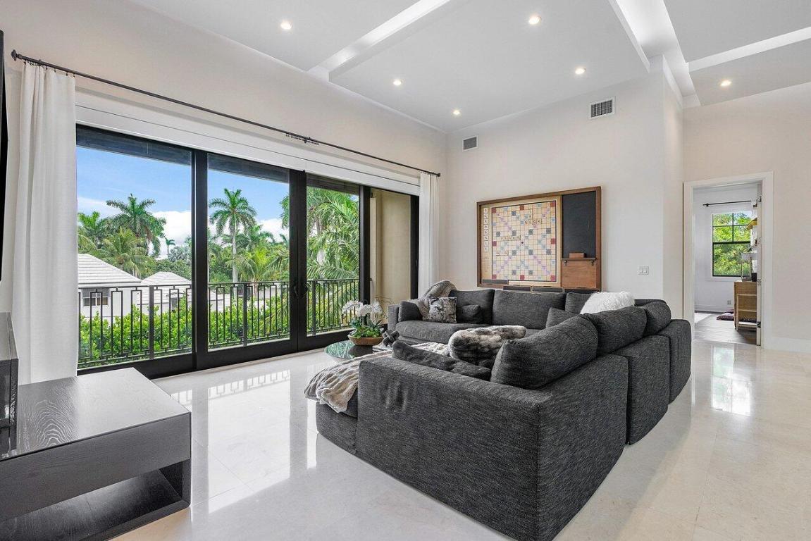 SEAGATE EXT - Residential