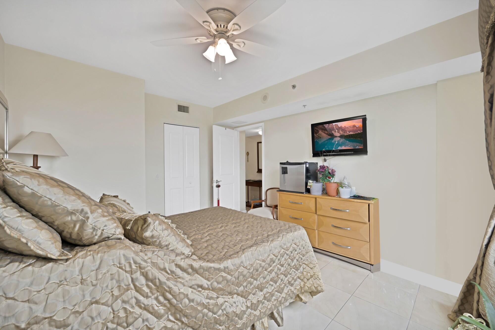 TAO SAWGRASS CONDOMINIUM - Residential