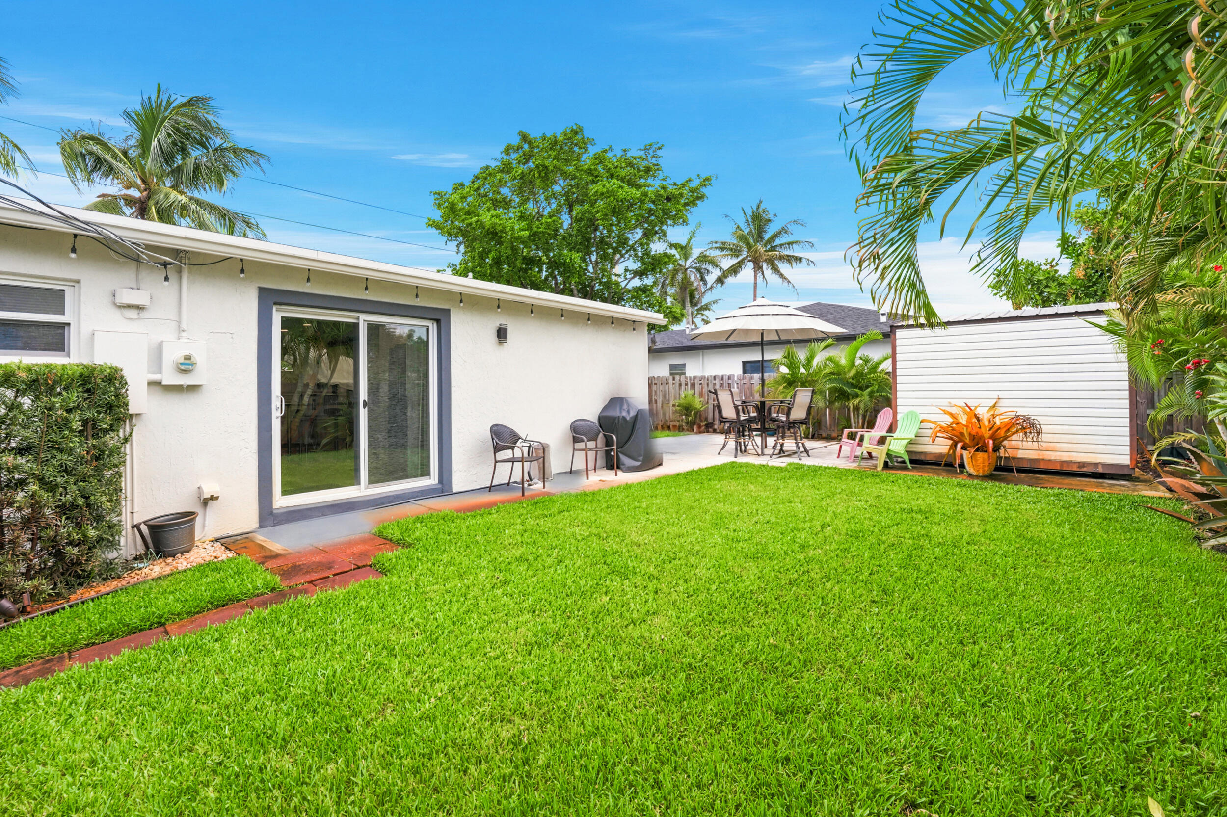 COLLIER MANOR 3RD ADD - Residential Lease