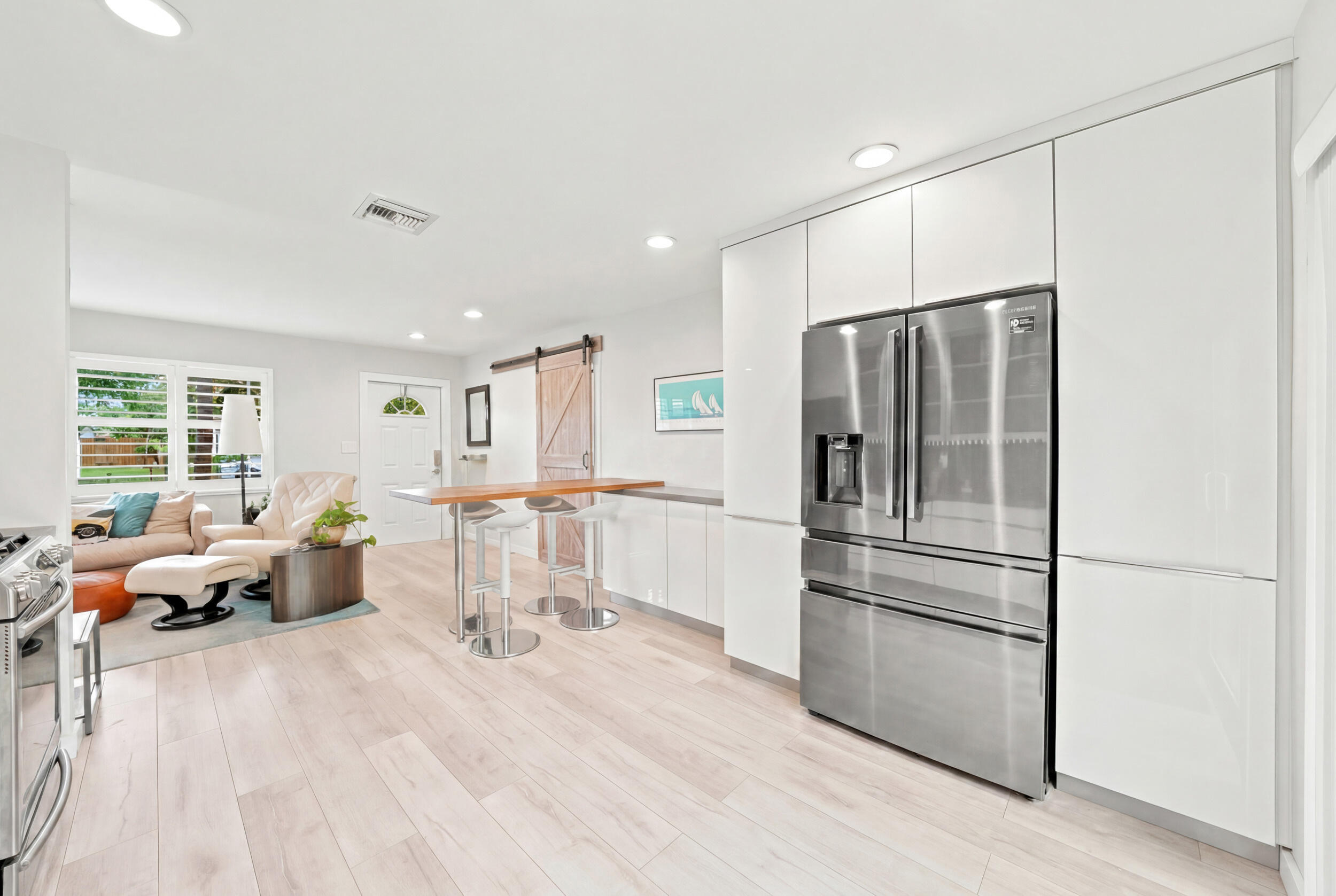 COLLIER MANOR 3RD ADD - Residential Lease