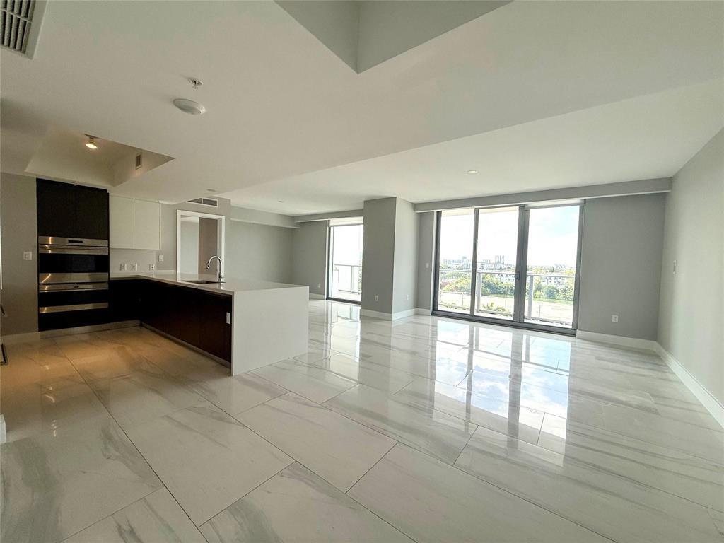 RIVA CONDOMINIUM - Residential