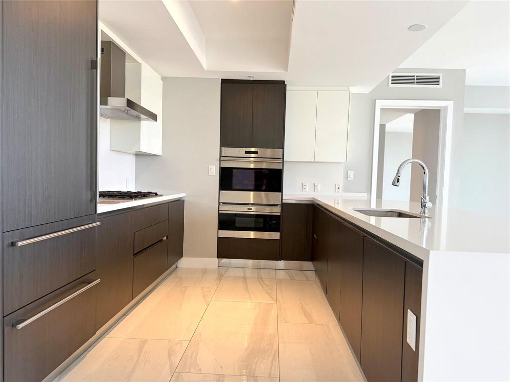 RIVA CONDOMINIUM - Residential