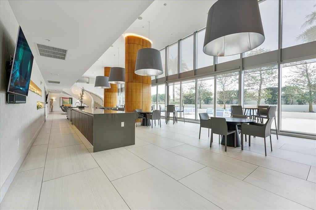 RIVA CONDOMINIUM - Residential