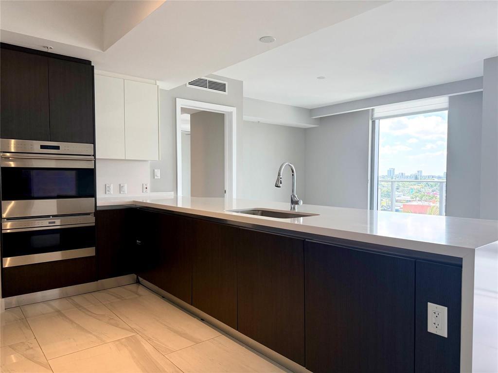 RIVA CONDOMINIUM - Residential