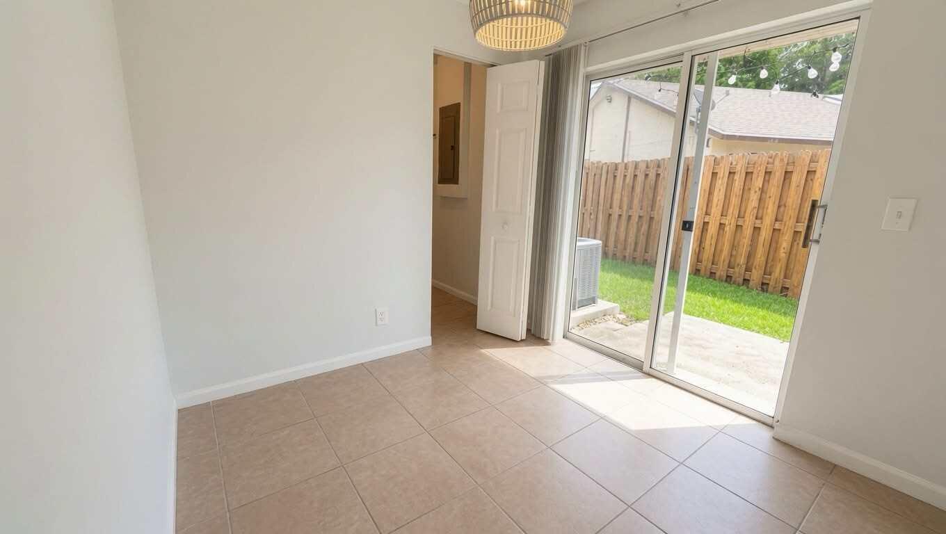 SUGAR POND MANOR OF WELLINGTON - Residential Lease