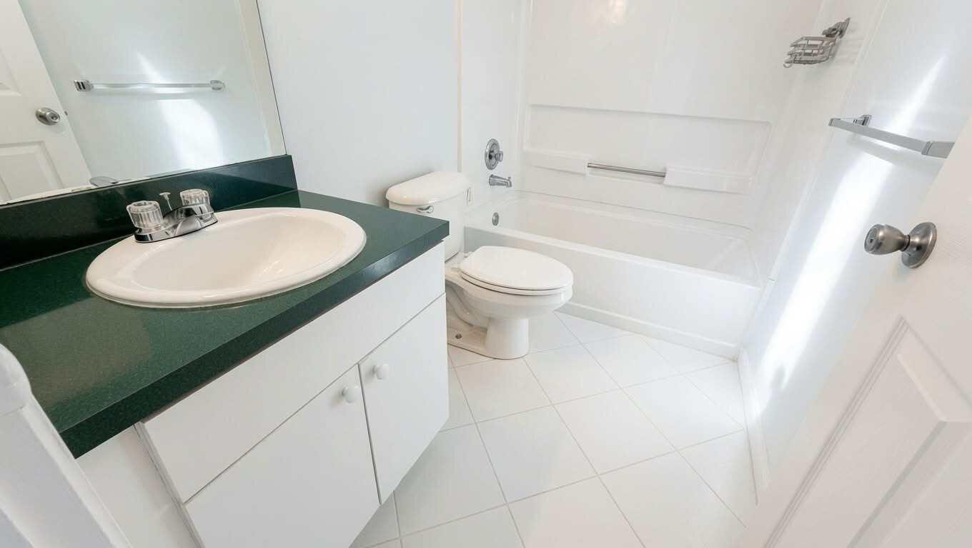 SUGAR POND MANOR OF WELLINGTON - Residential Lease