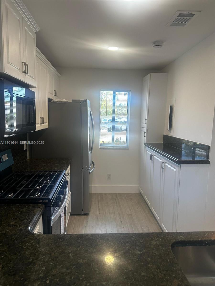 UNIVERSITY PARK PARCELS 1 & 2 - Residential Lease