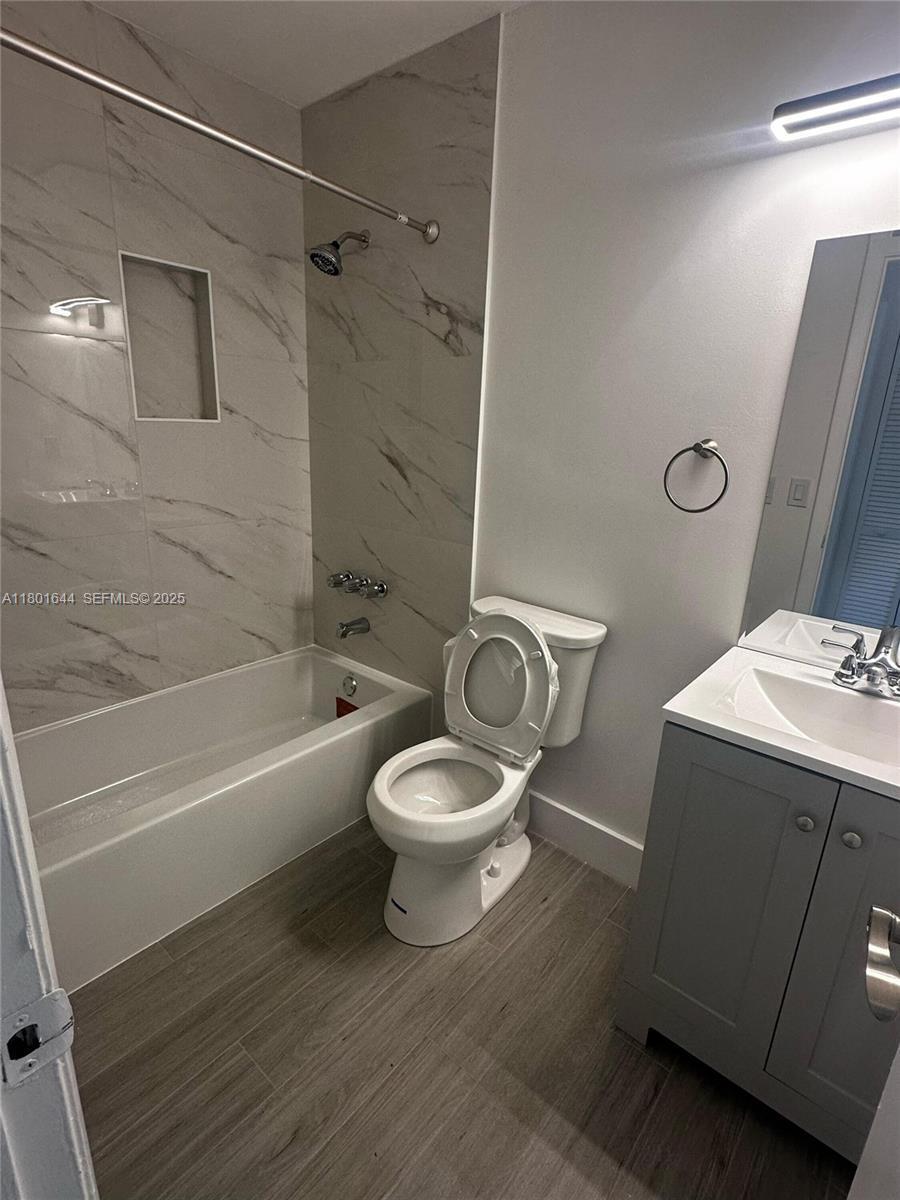 UNIVERSITY PARK PARCELS 1 & 2 - Residential Lease