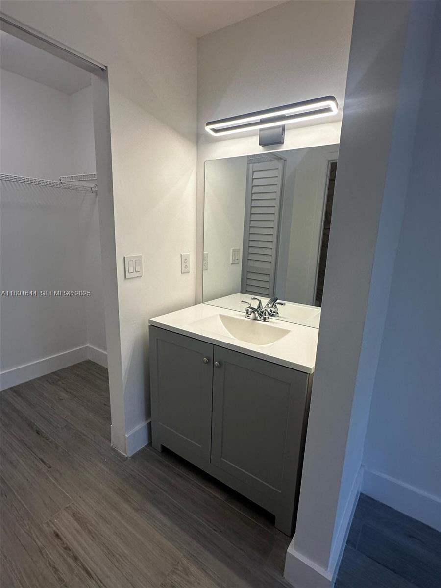 UNIVERSITY PARK PARCELS 1 & 2 - Residential Lease