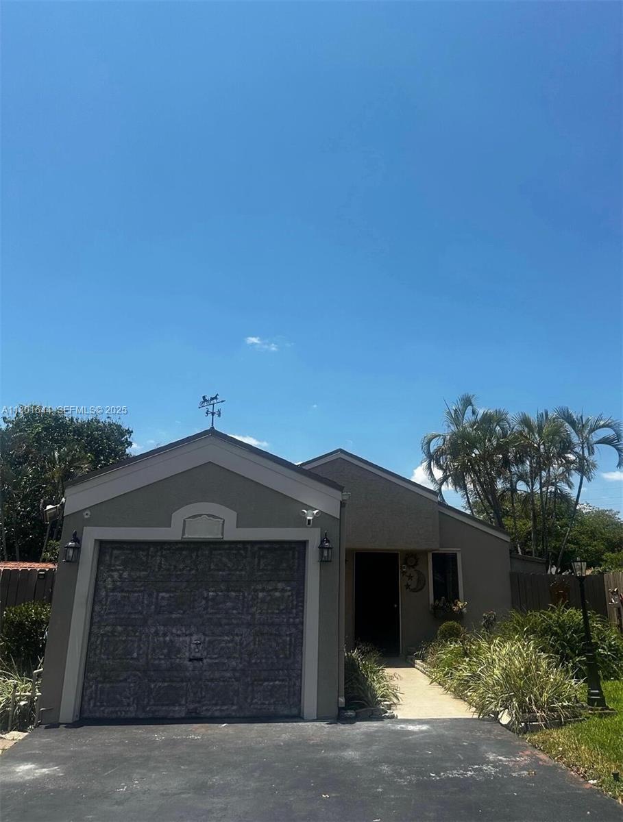 UNIVERSITY PARK PARCELS 1 & 2 - Residential Lease