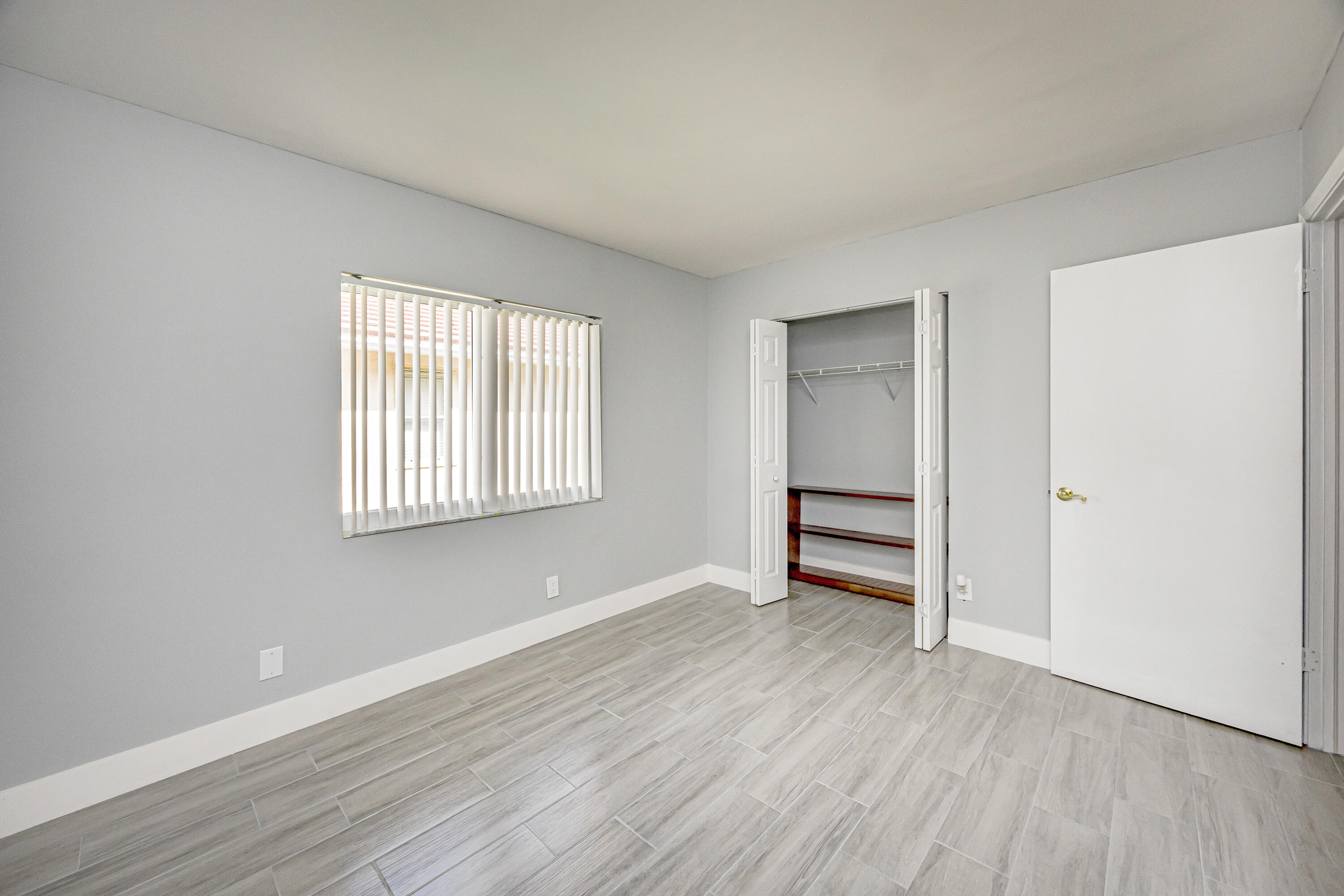 RAINBOW LAKES 2 - Residential Lease