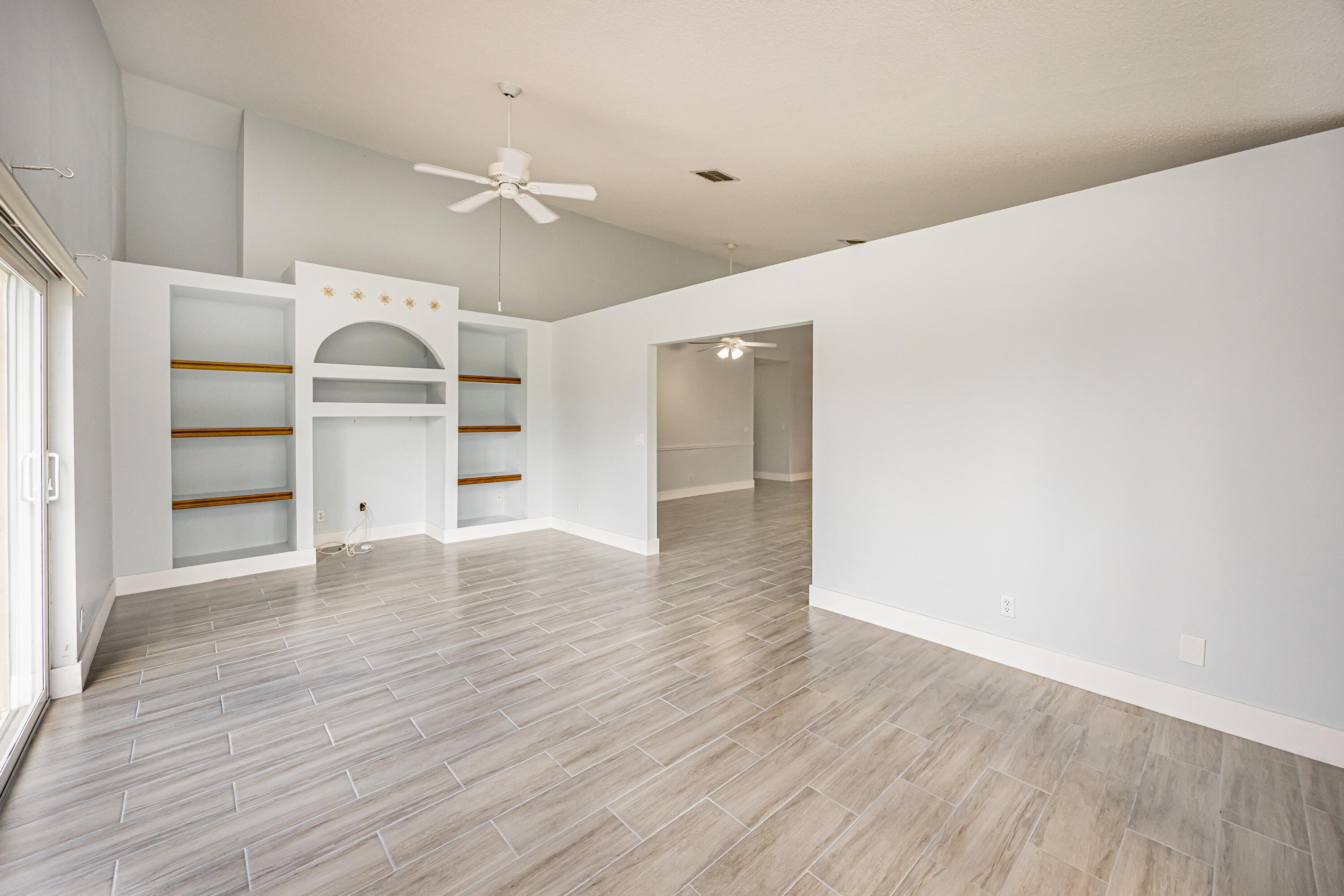 RAINBOW LAKES 2 - Residential Lease