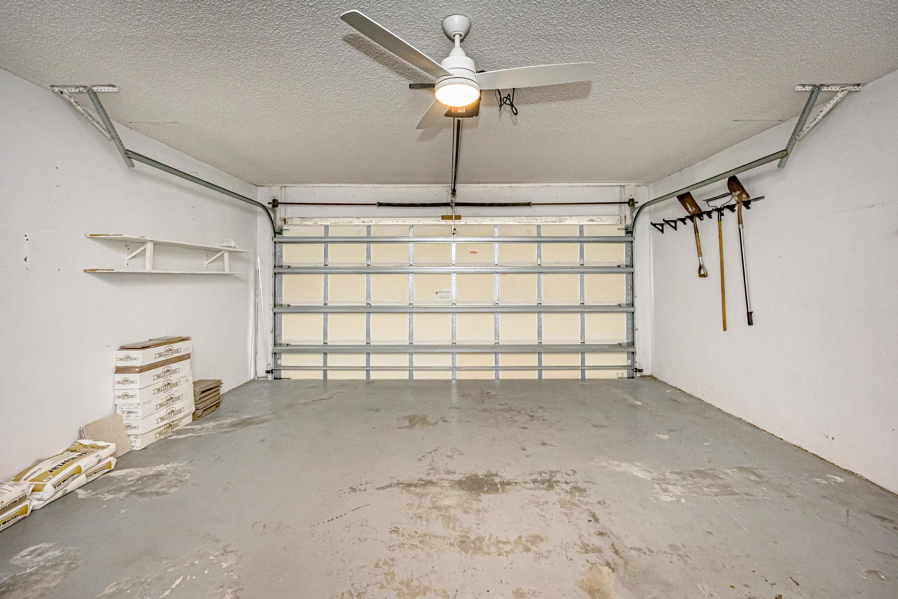 RAINBOW LAKES 2 - Residential Lease