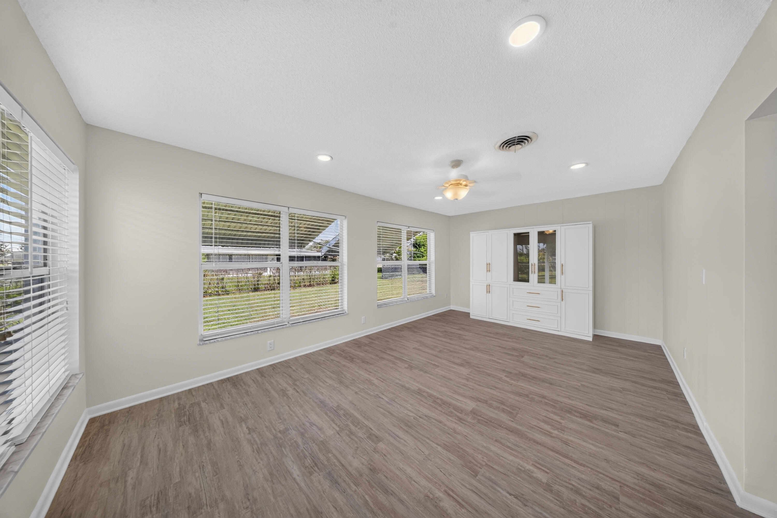RIVER PARK UNIT 1 - Residential
