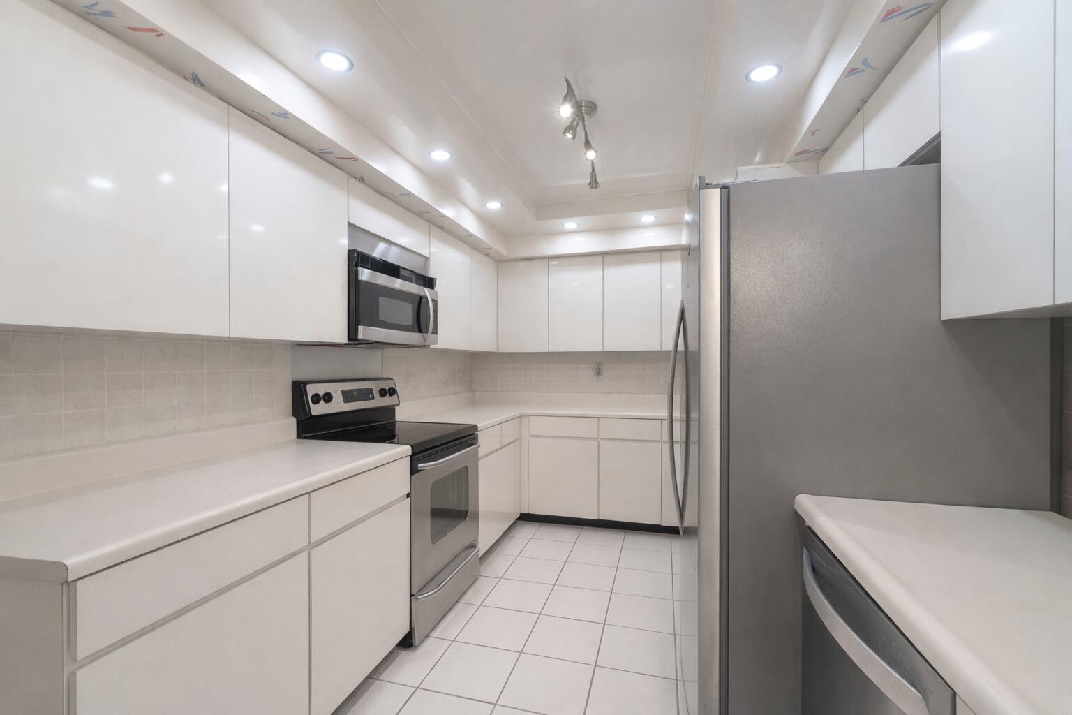 HILLSBORO OCEAN CLUB CONDO - Residential