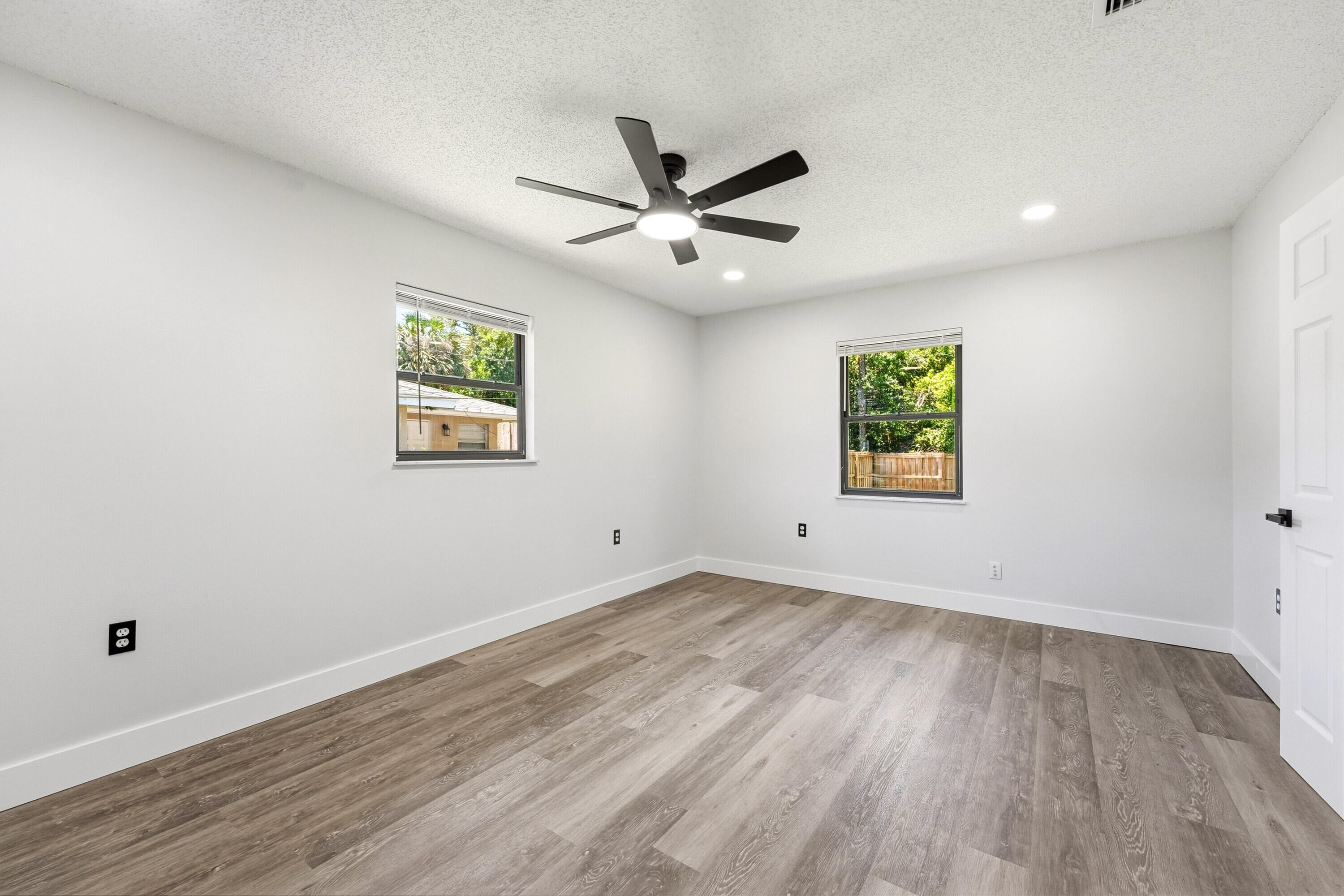LAKEWOOD PARK UNIT 5 - Residential