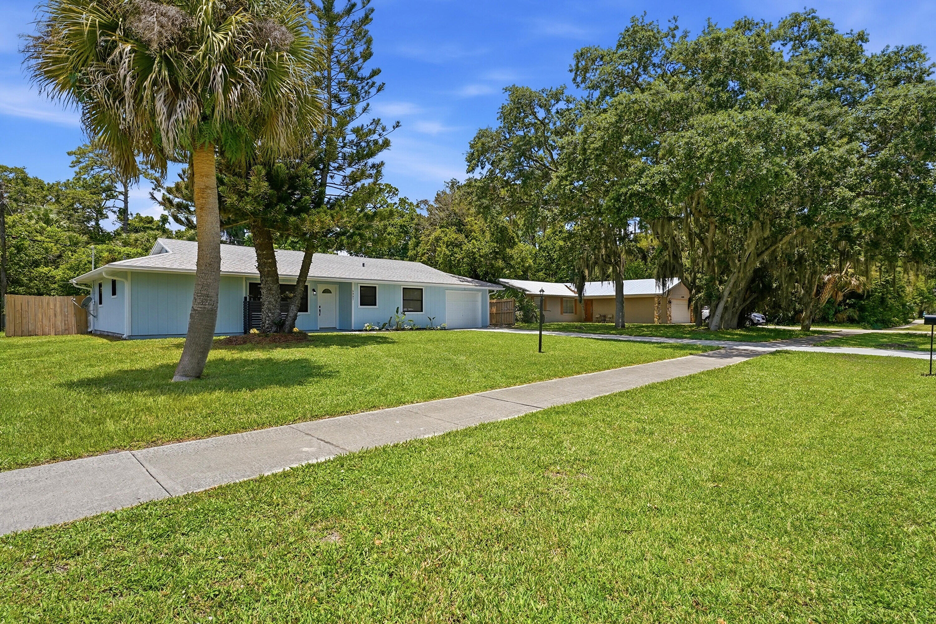 LAKEWOOD PARK UNIT 5 - Residential
