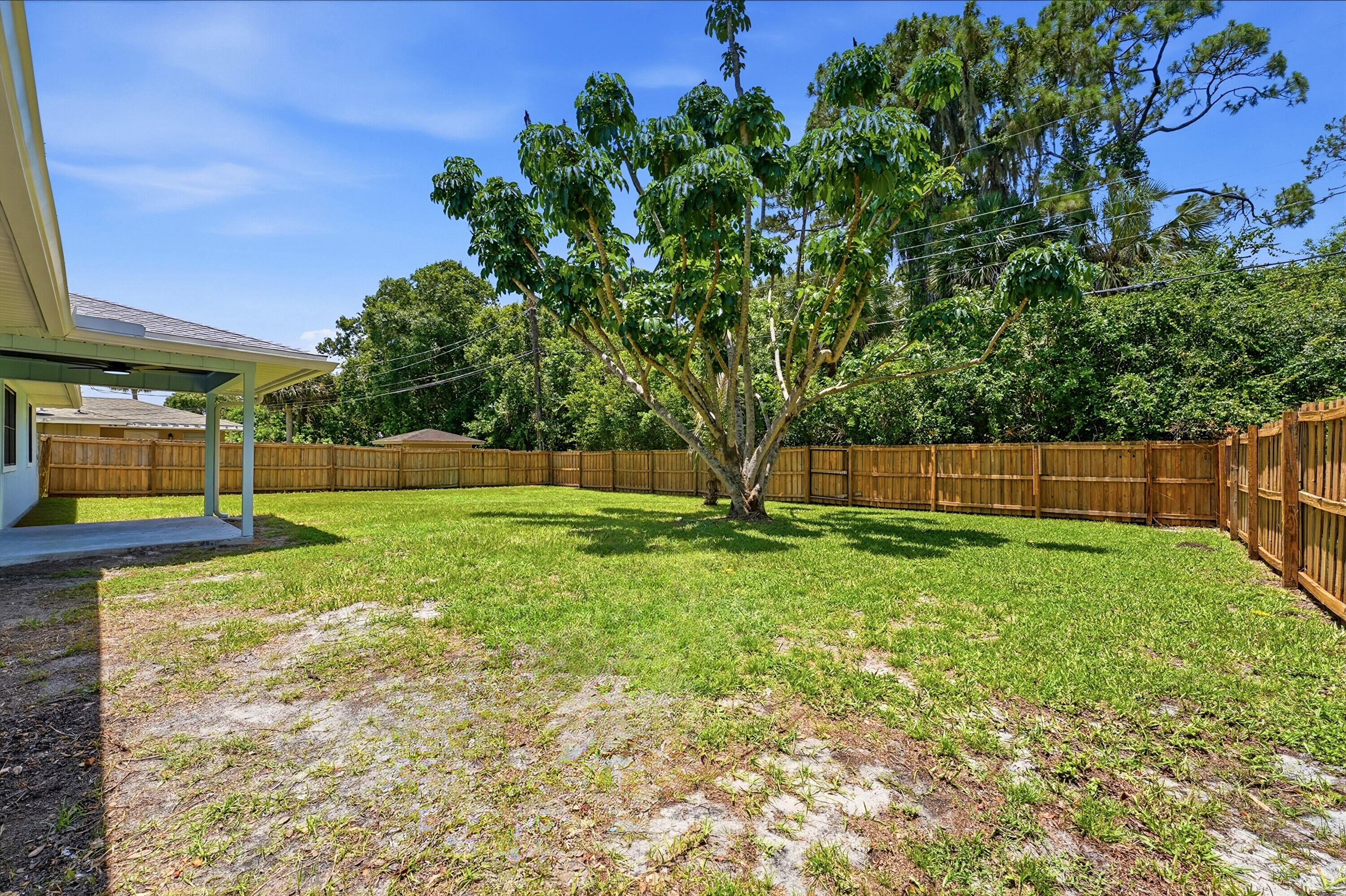LAKEWOOD PARK UNIT 5 - Residential