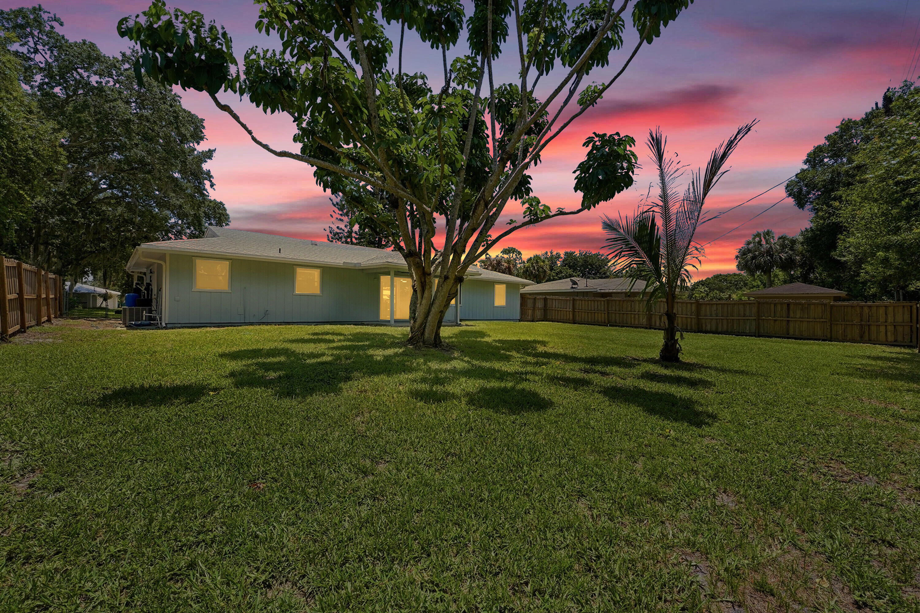LAKEWOOD PARK UNIT 5 - Residential