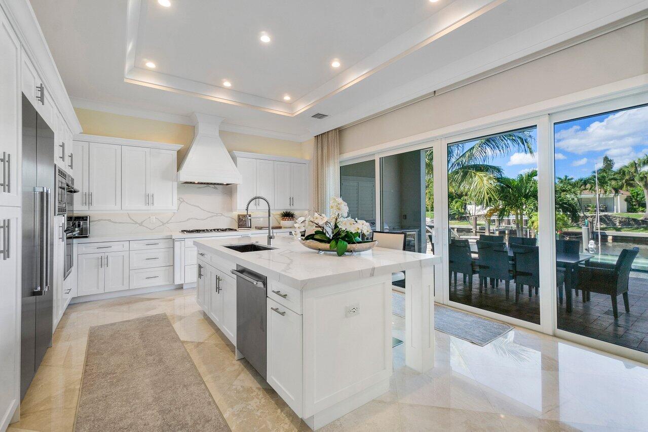 TROPIC ISLE - Residential