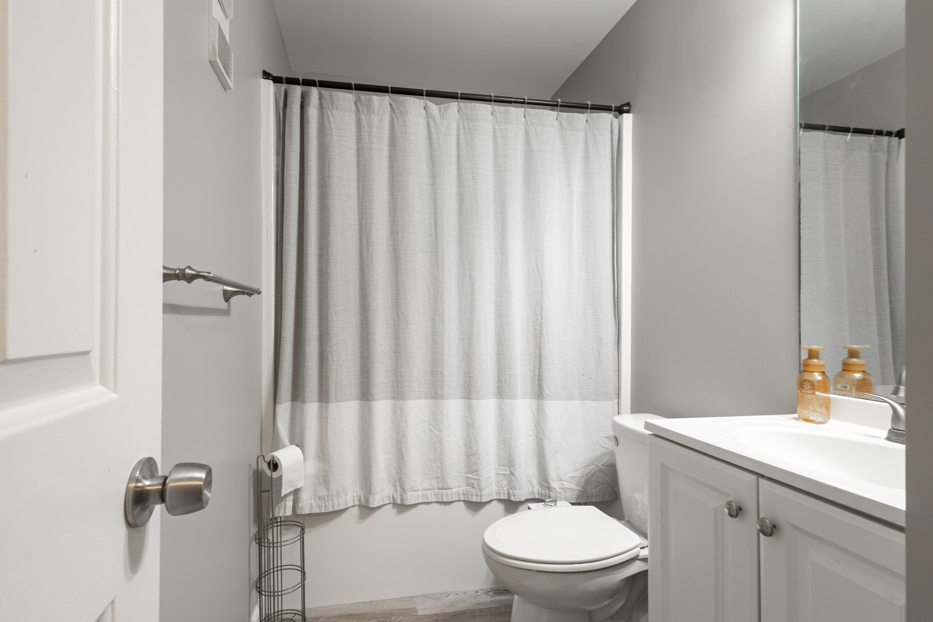 CYPRESS POINT CONDO - Residential Lease