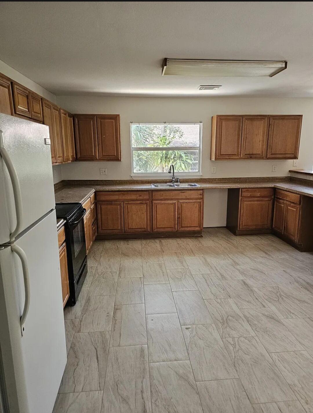 BONNYVIEW ADD 2 - Residential Lease