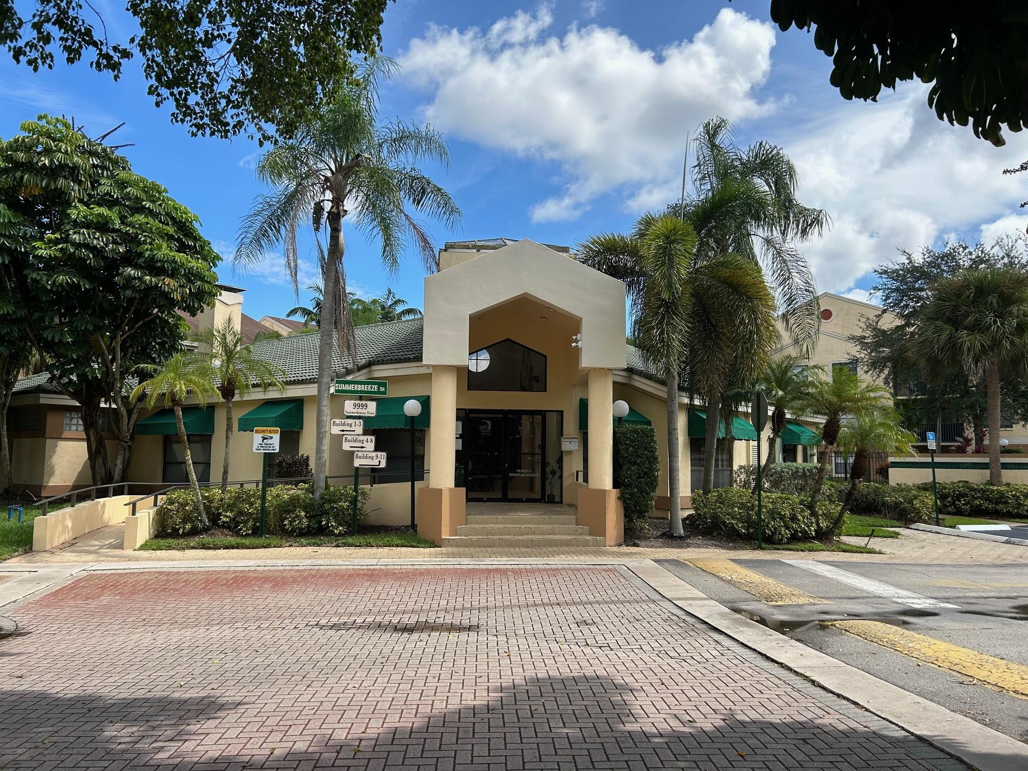 Summerbreeze Condominium - Residential