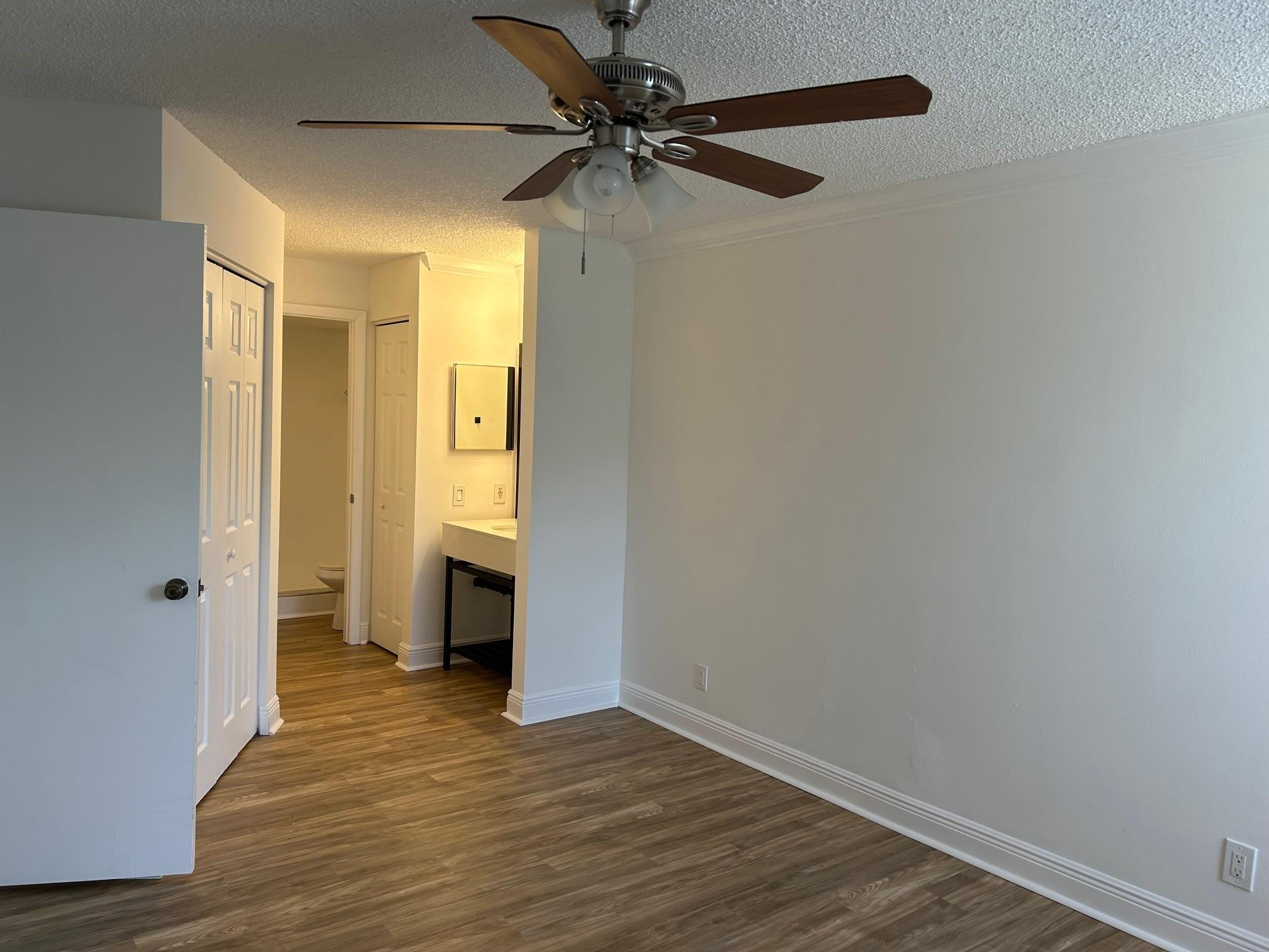 Summerbreeze Condominium - Residential
