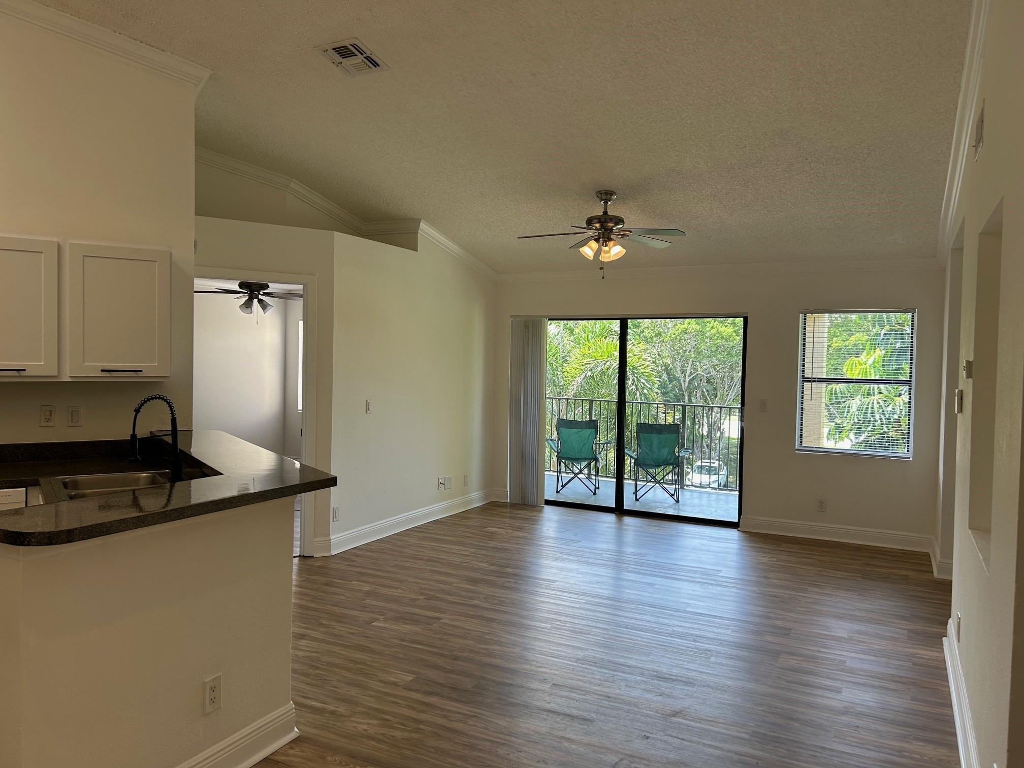 Summerbreeze Condominium - Residential