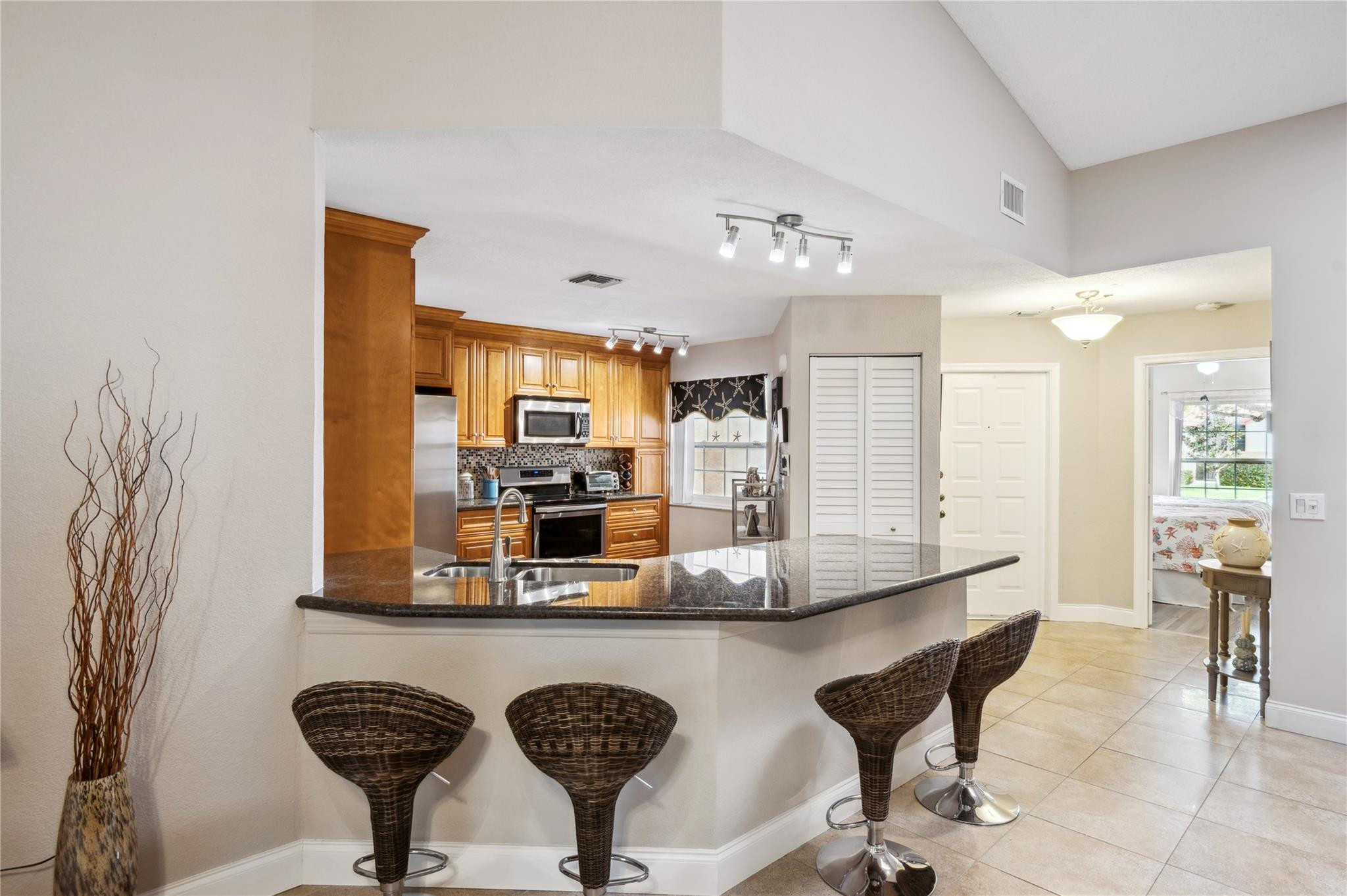 INDEPENDENCE BAY - Residential