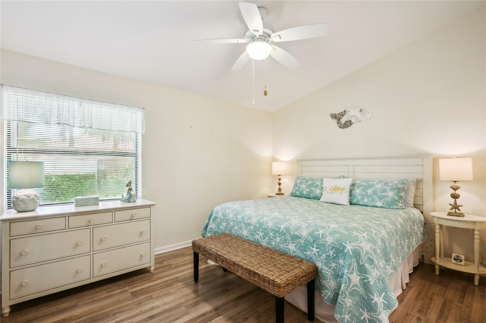 INDEPENDENCE BAY - Residential
