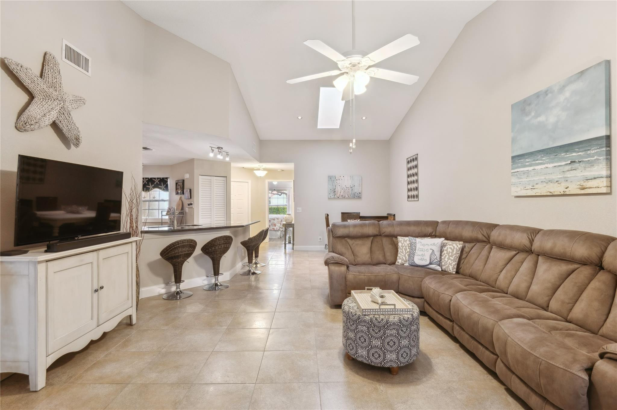 INDEPENDENCE BAY - Residential