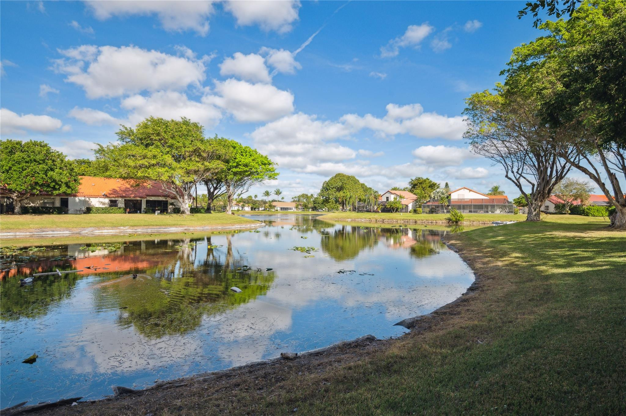 INDEPENDENCE BAY - Residential
